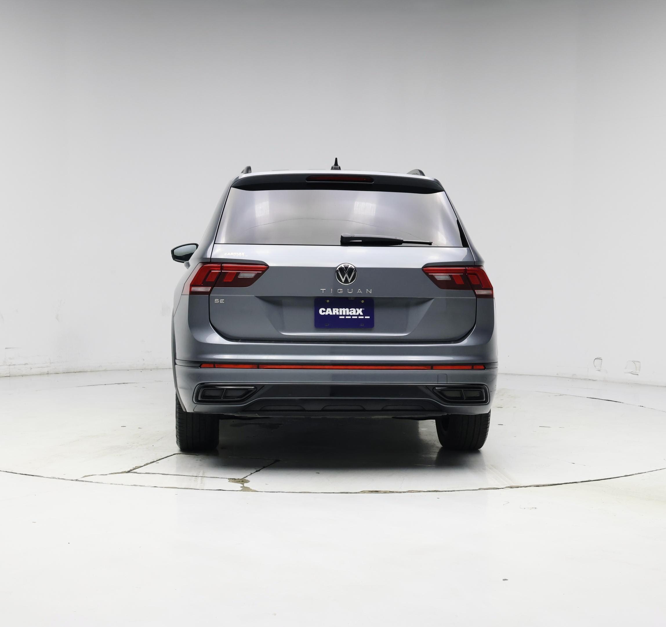 Thumbnail: 2022 Volkswagen Tiguan - 6