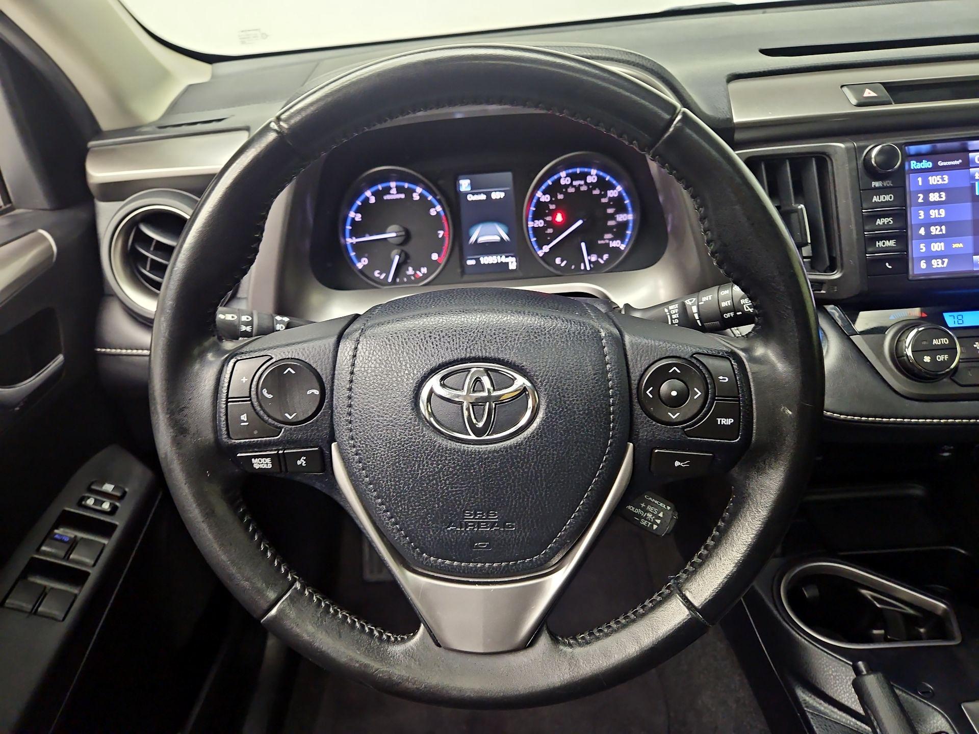 Thumbnail: 2017 Toyota RAV4 - 10