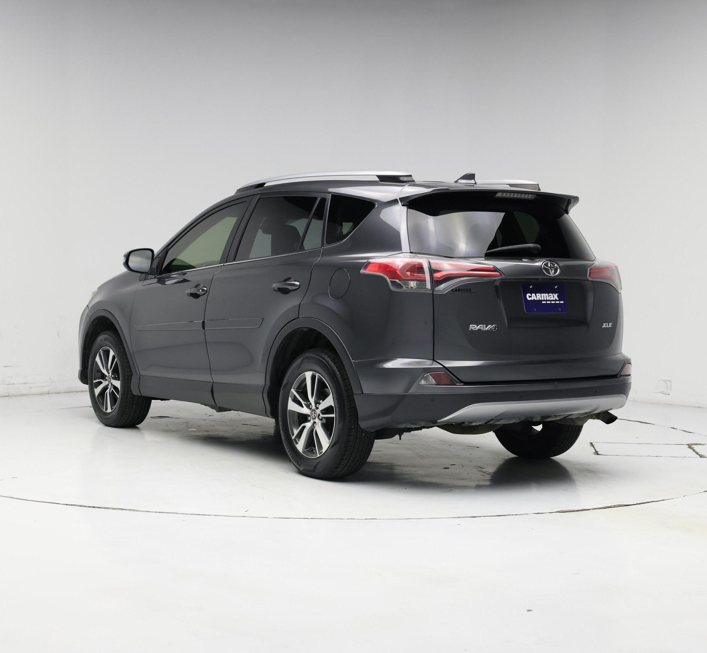 Thumbnail: 2017 Toyota RAV4 - 2