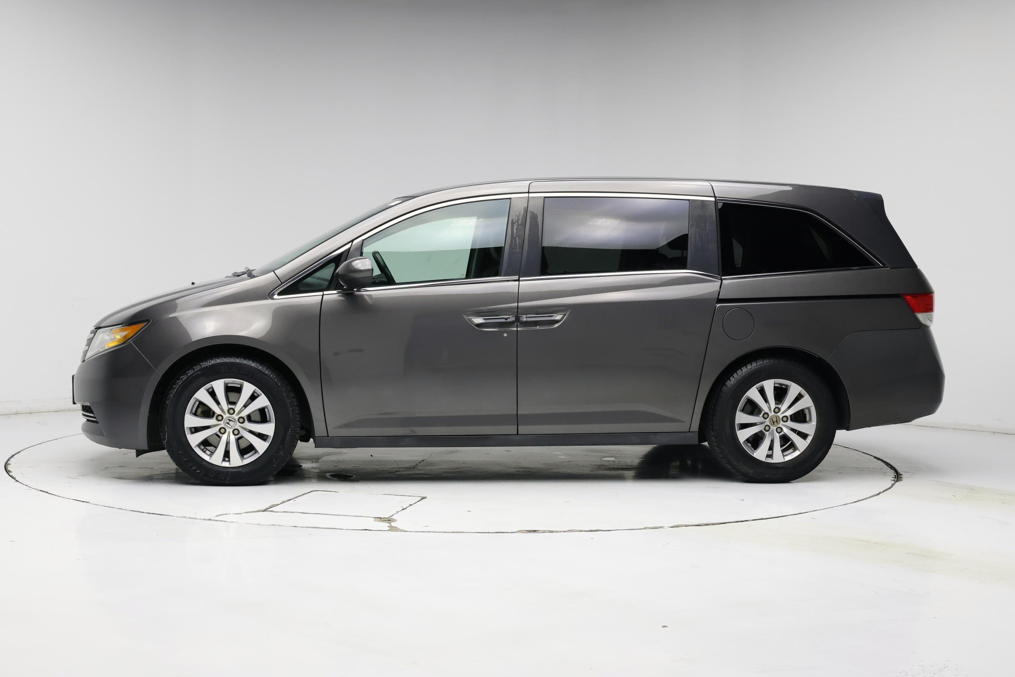Thumbnail: 2015 Honda Odyssey - 3