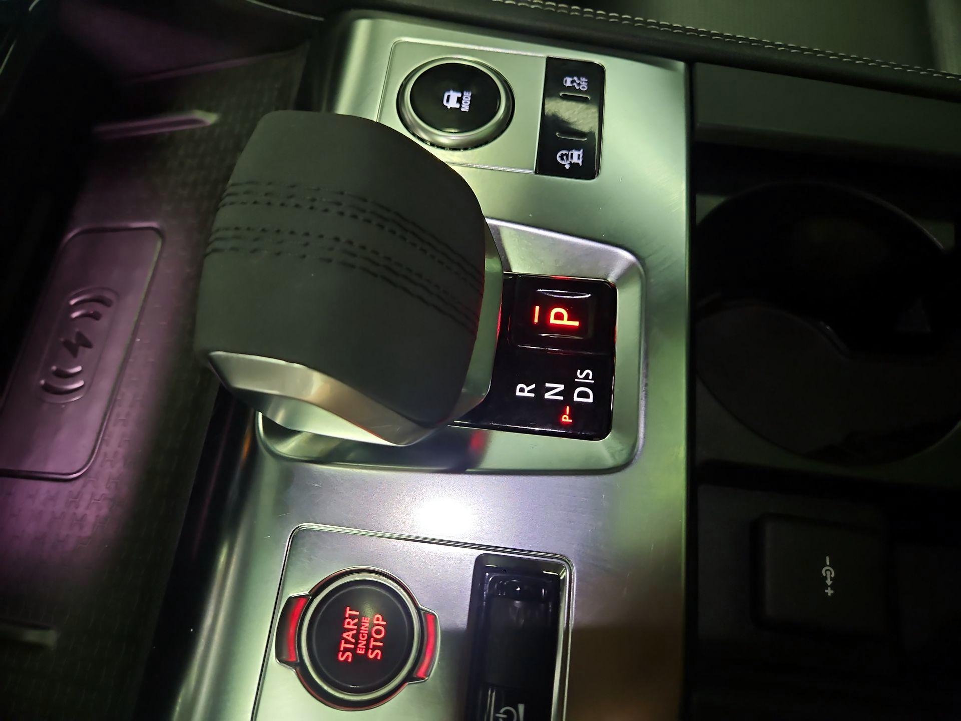 Thumbnail: 2024 Jaguar F-Pace - 17