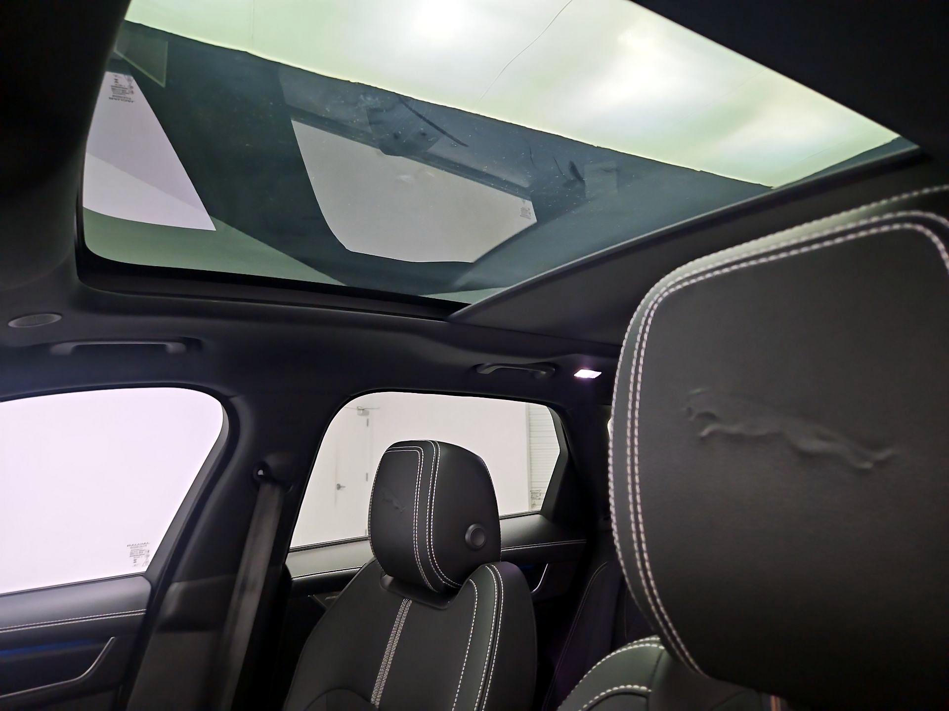 Thumbnail: 2024 Jaguar F-Pace - 19