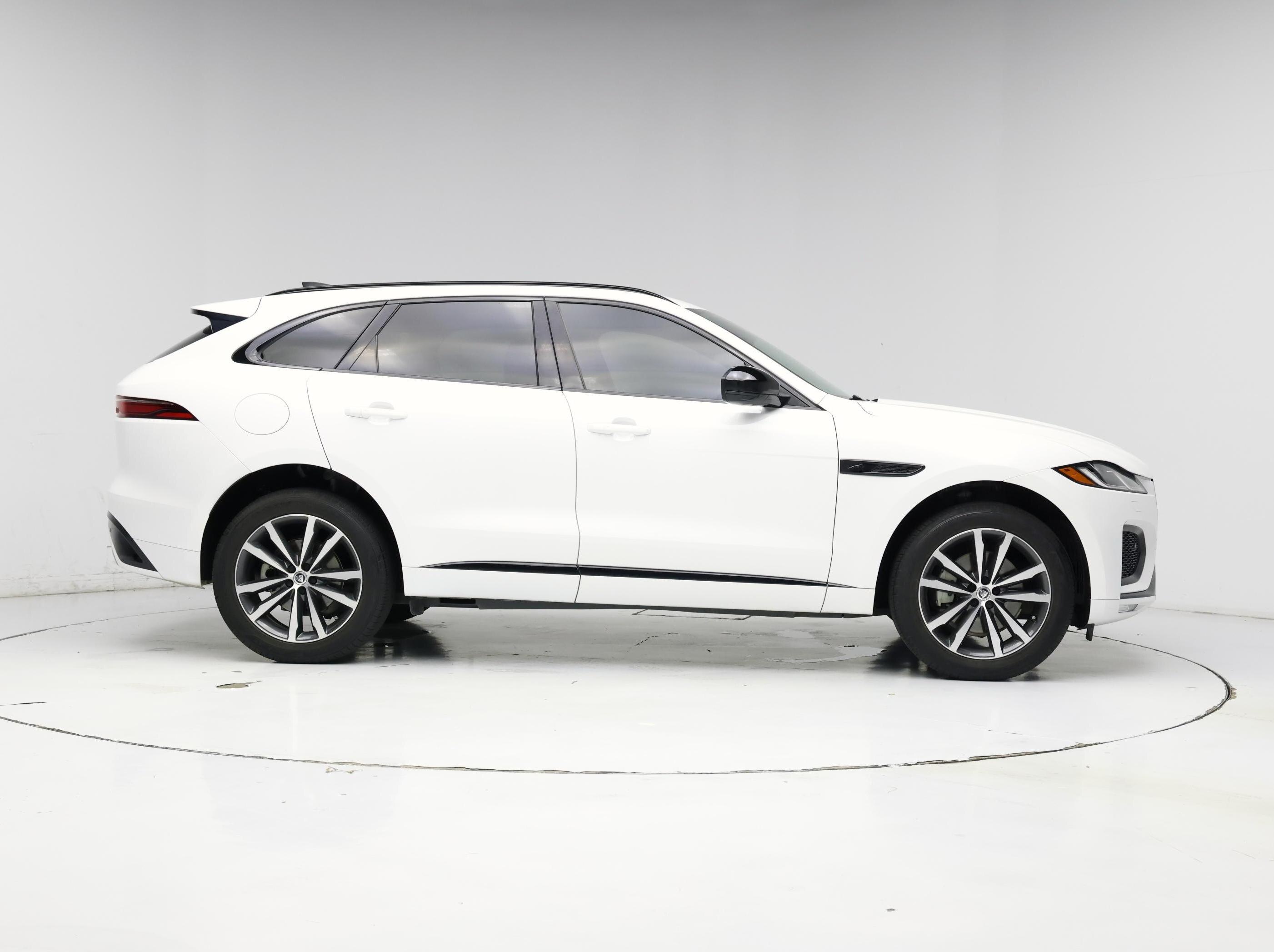 Thumbnail: 2024 Jaguar F-Pace - 7