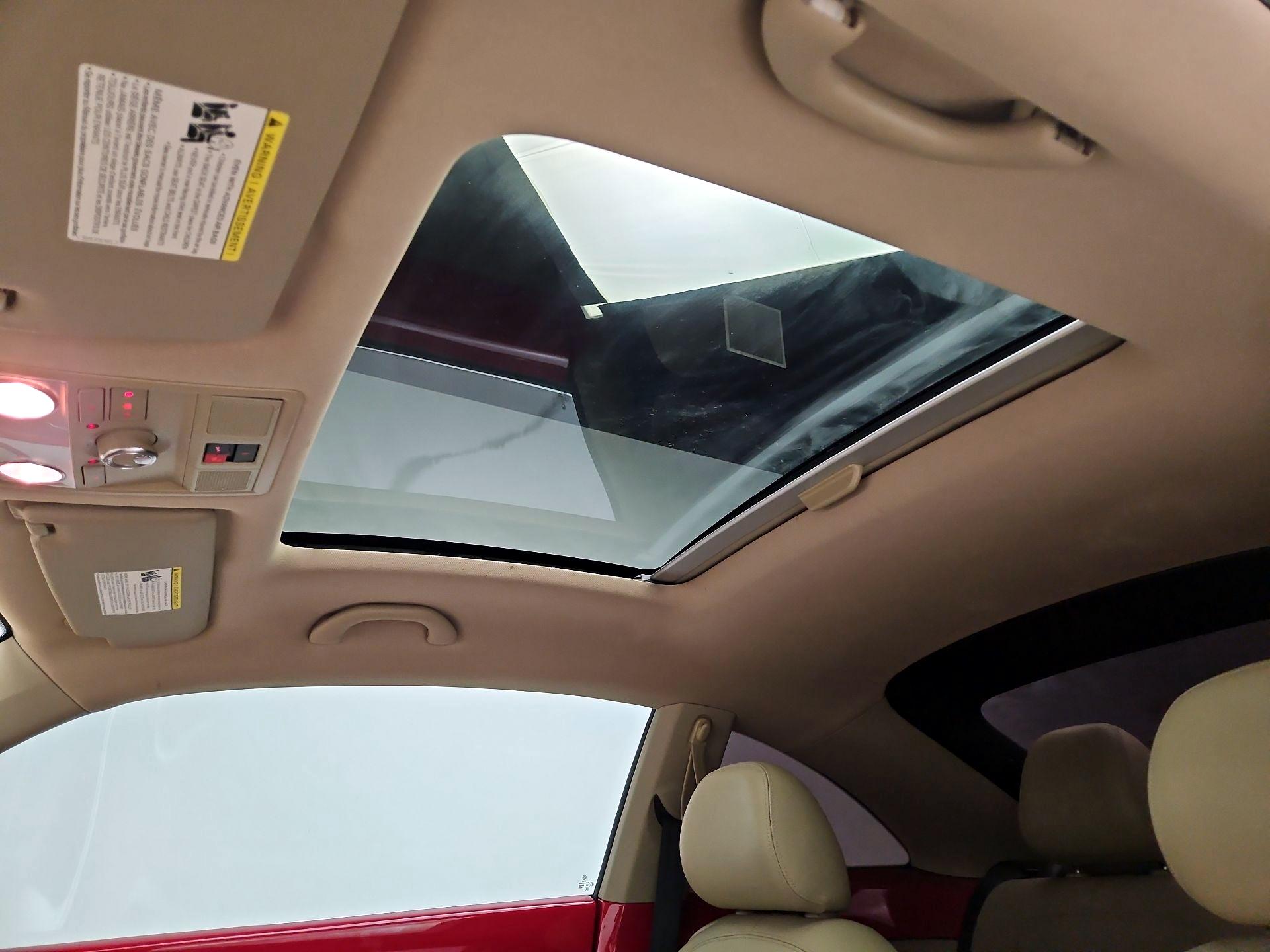 Thumbnail: 2014 Volkswagen Beetle - 18