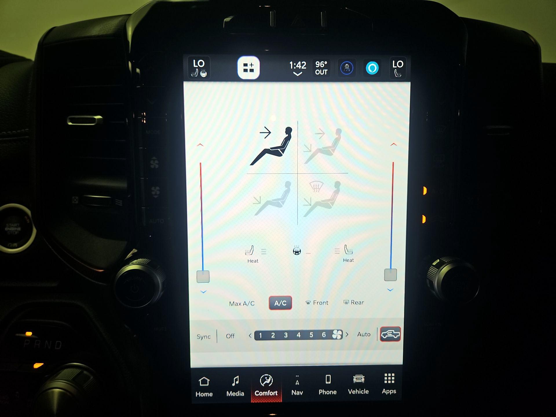 Thumbnail: 2024 RAM 1500 - 17