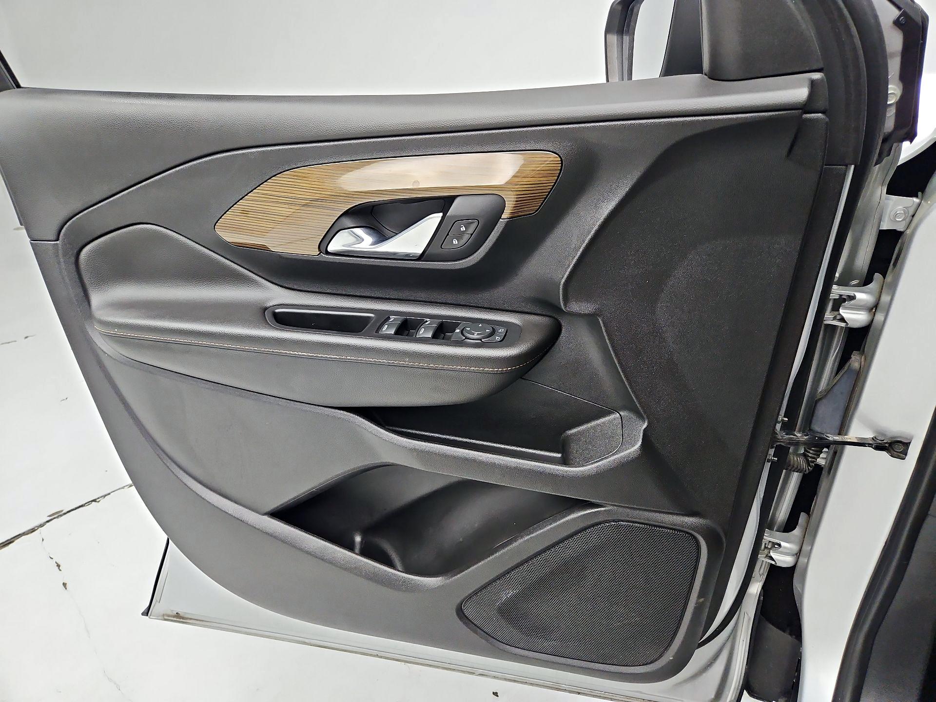 Thumbnail: 2020 GMC Terrain - 12