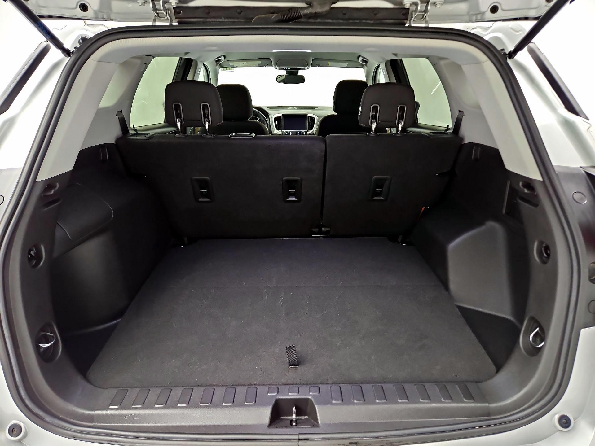 Thumbnail: 2020 GMC Terrain - 20