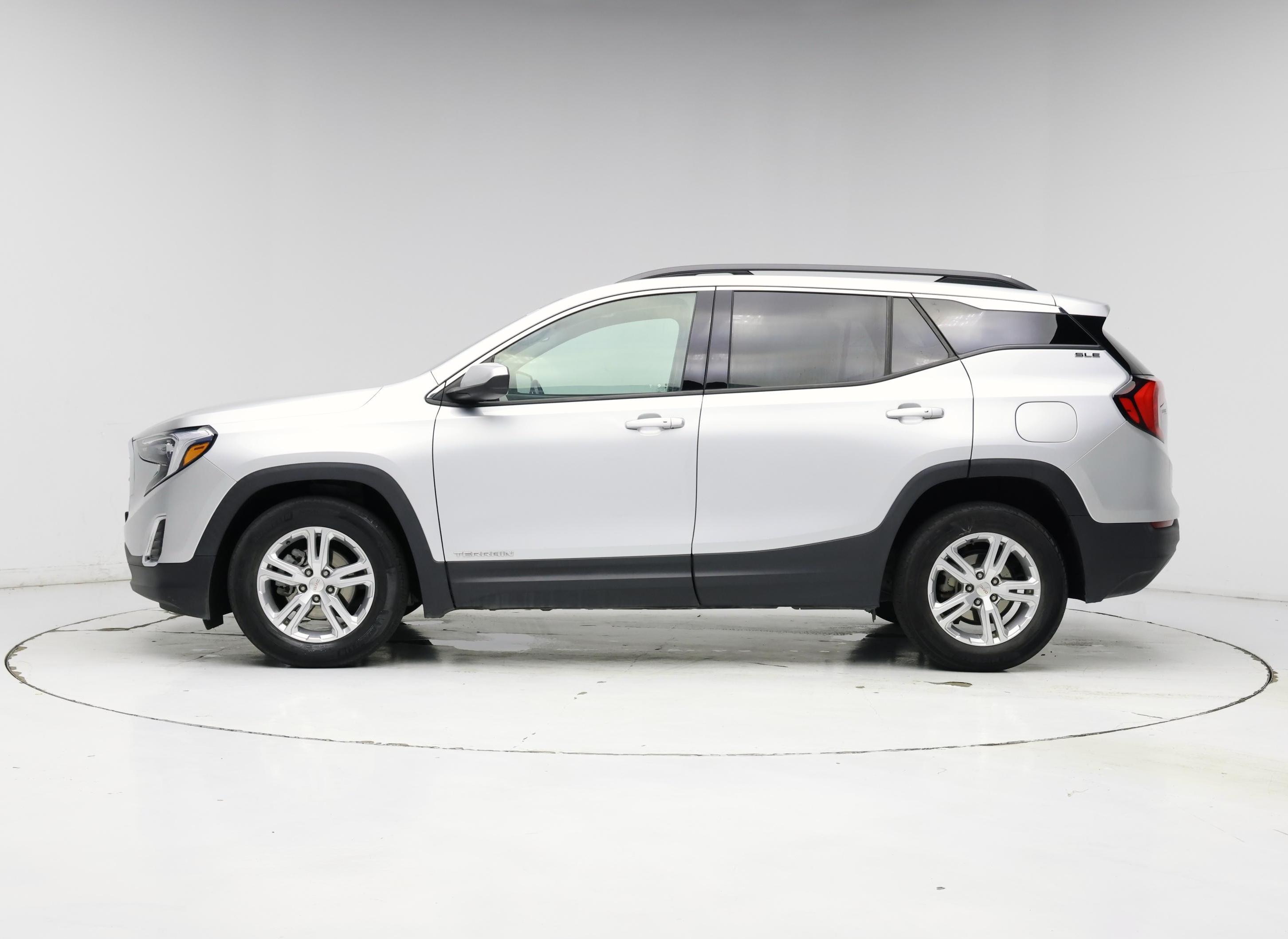 Thumbnail: 2020 GMC Terrain - 3