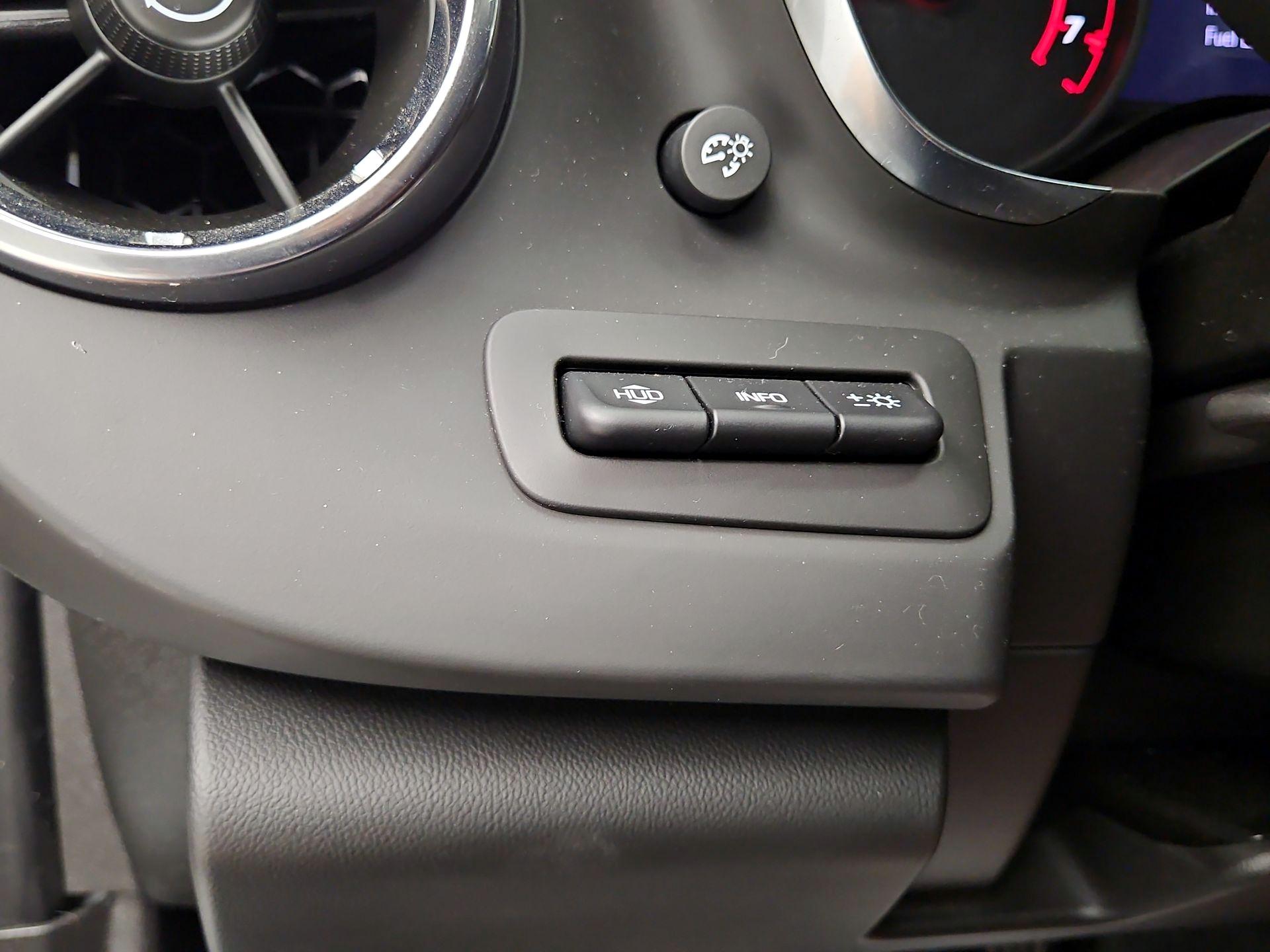 Thumbnail: 2022 Chevrolet Camaro - 13