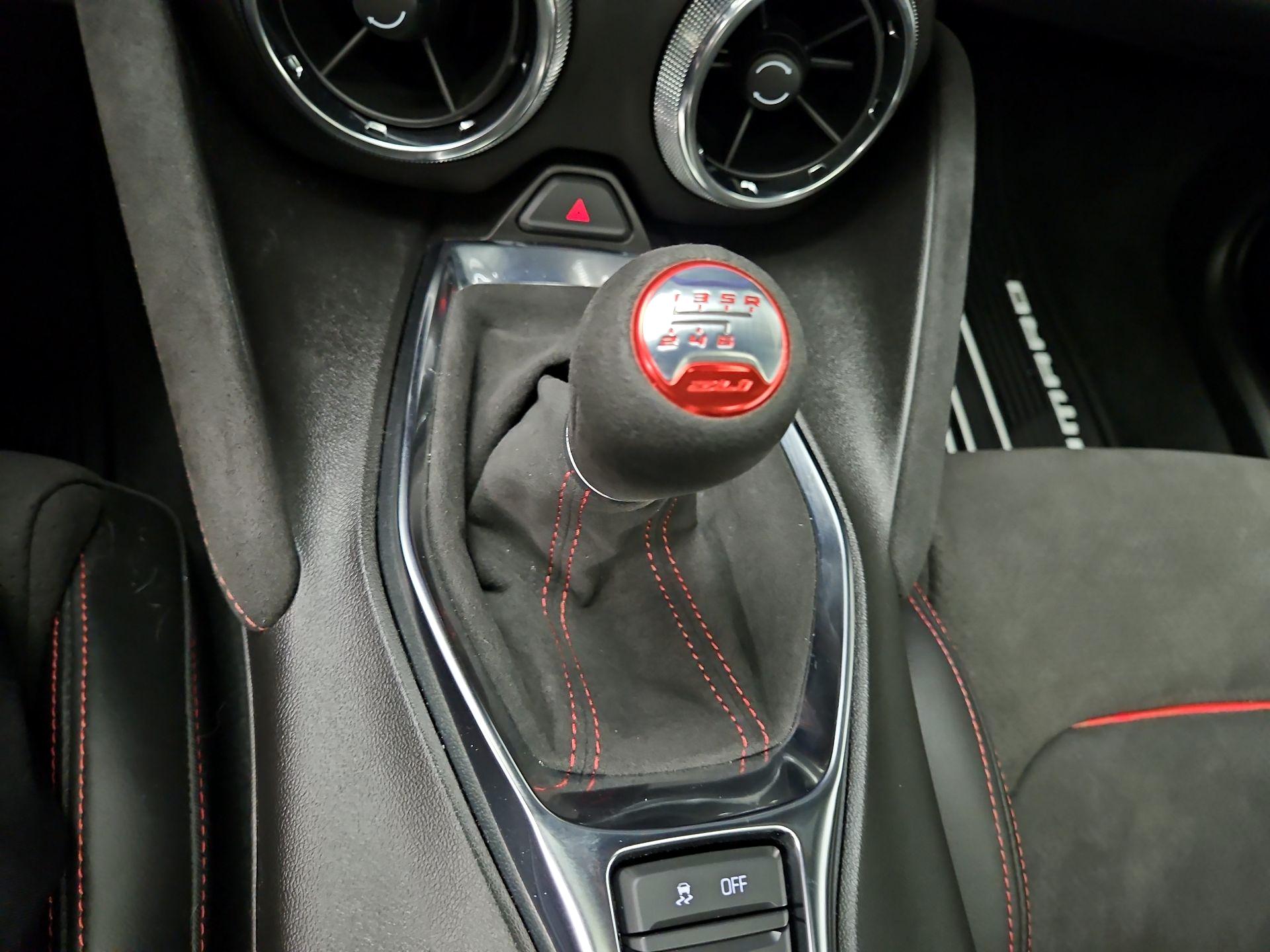 Thumbnail: 2022 Chevrolet Camaro - 18