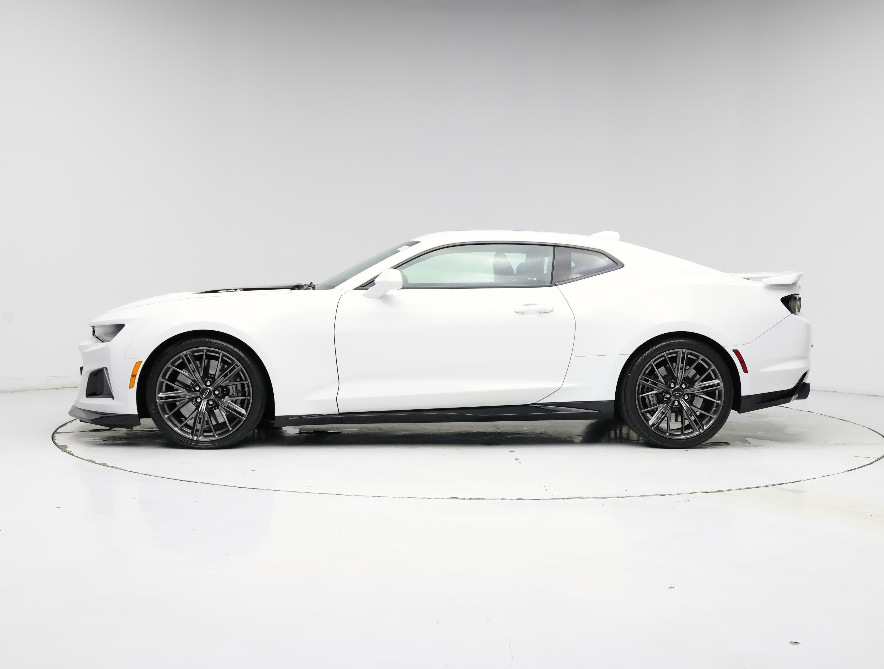 Thumbnail: 2022 Chevrolet Camaro - 3