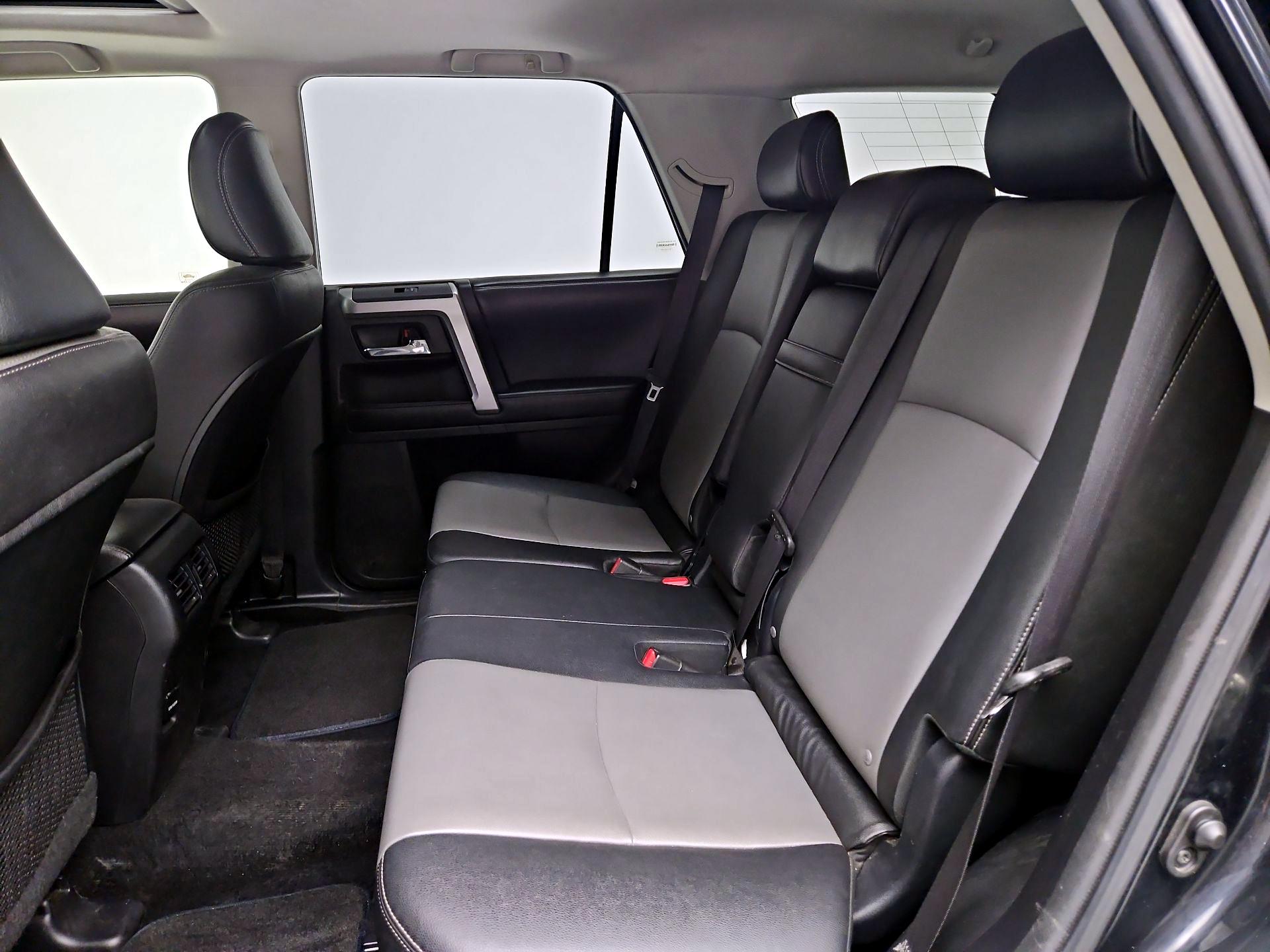 Thumbnail: 2016 Toyota 4Runner - 20