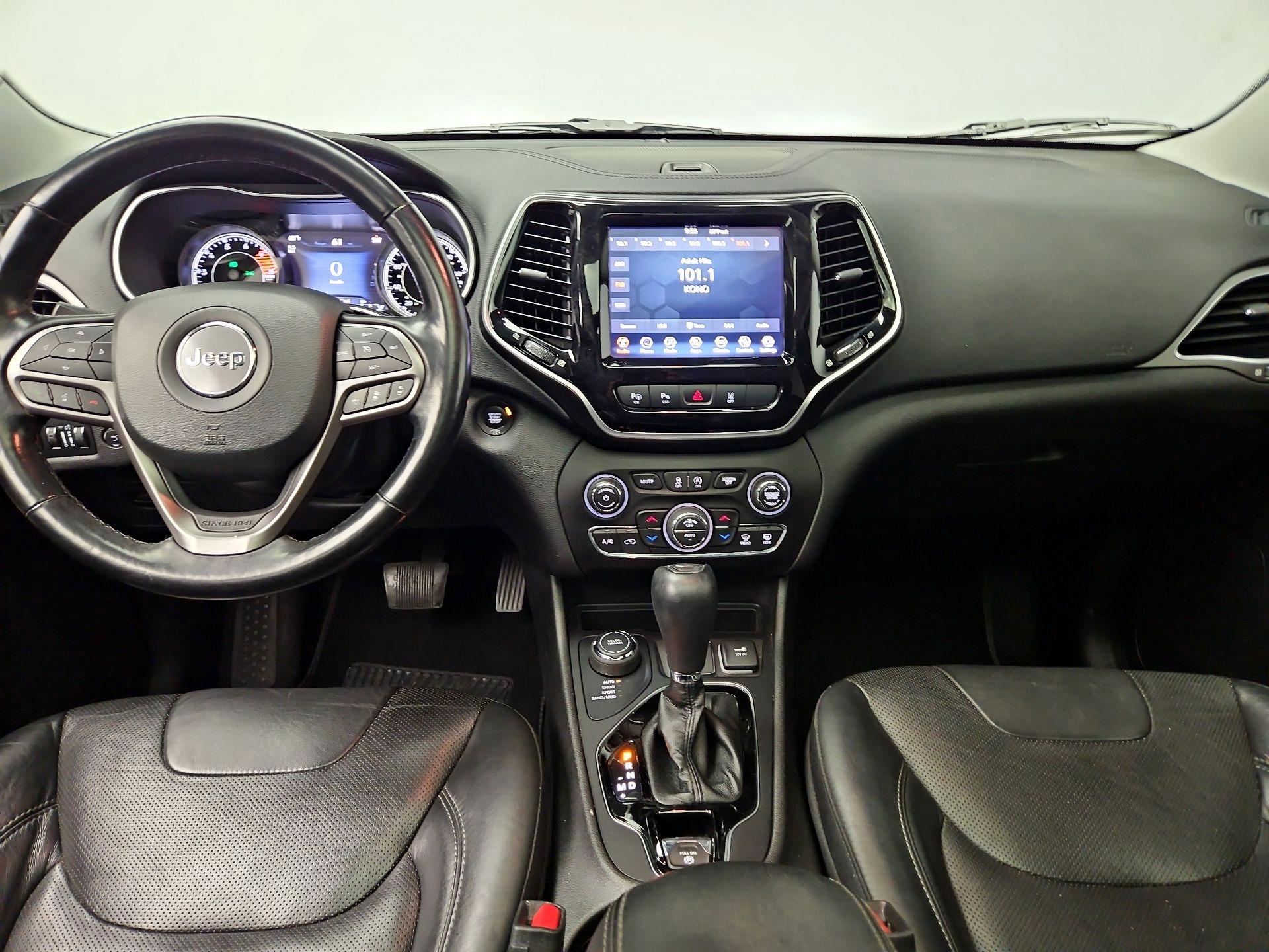 Thumbnail: 2021 Jeep Cherokee - 9