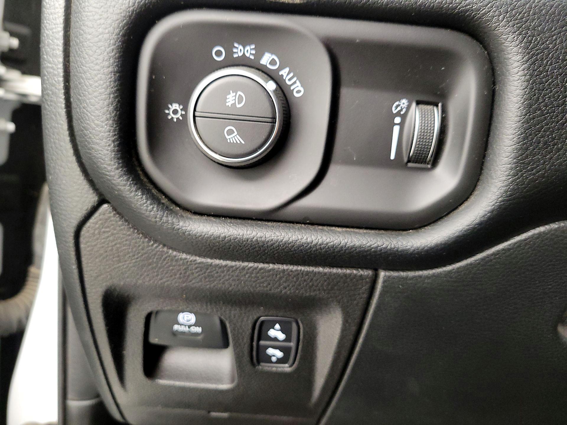 Thumbnail: 2022 RAM 1500 - 13