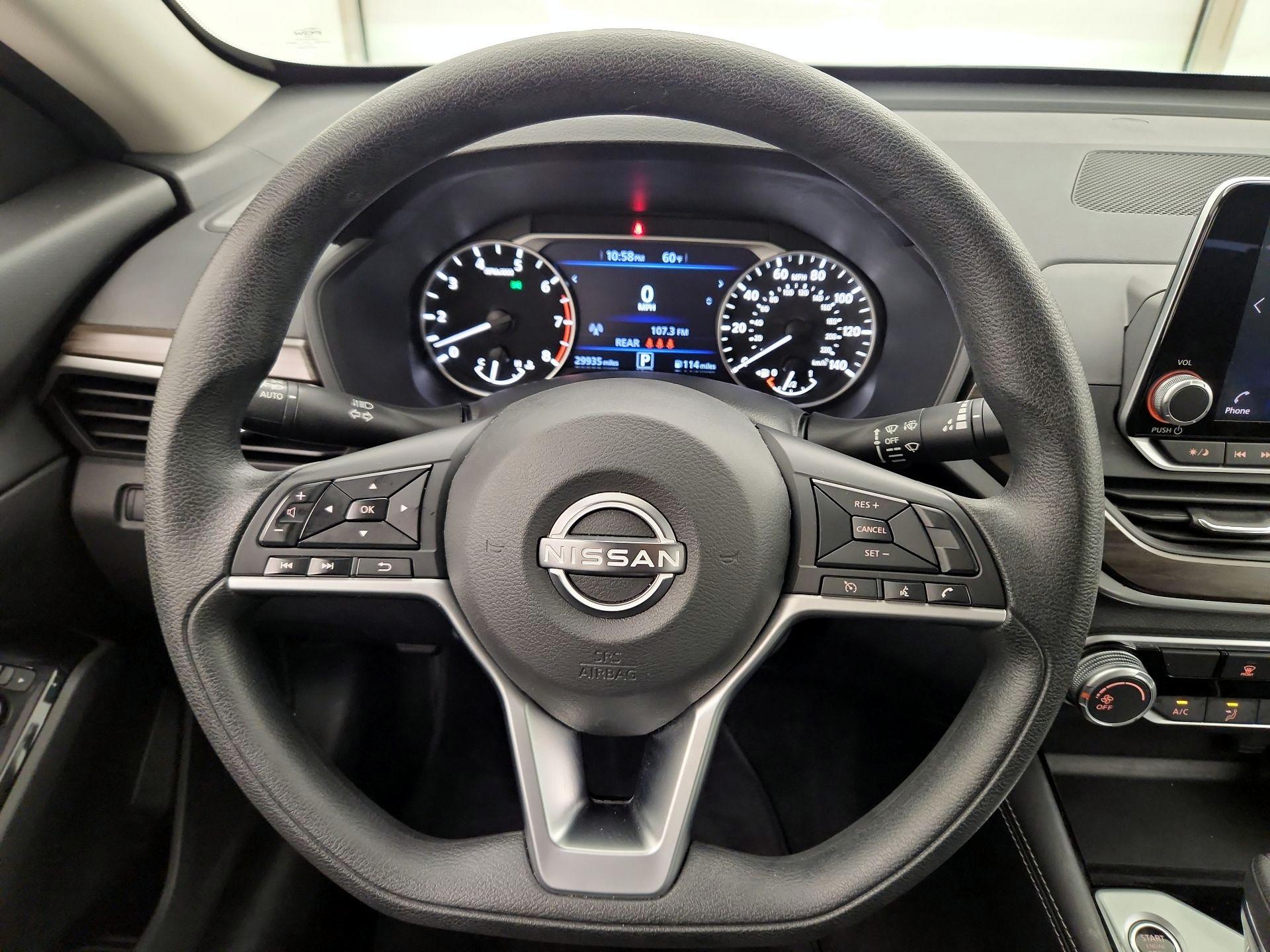 Thumbnail: 2023 Nissan Altima - 10