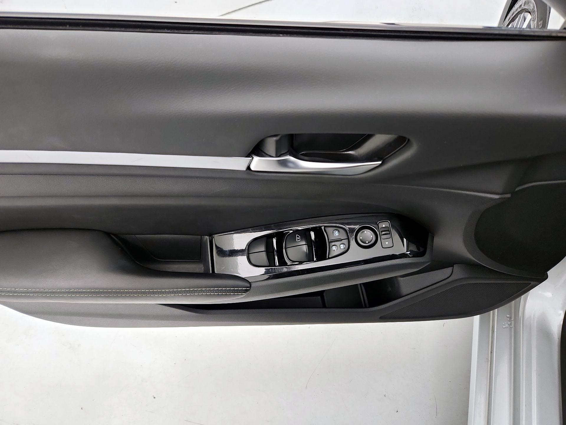 Thumbnail: 2023 Nissan Altima - 12