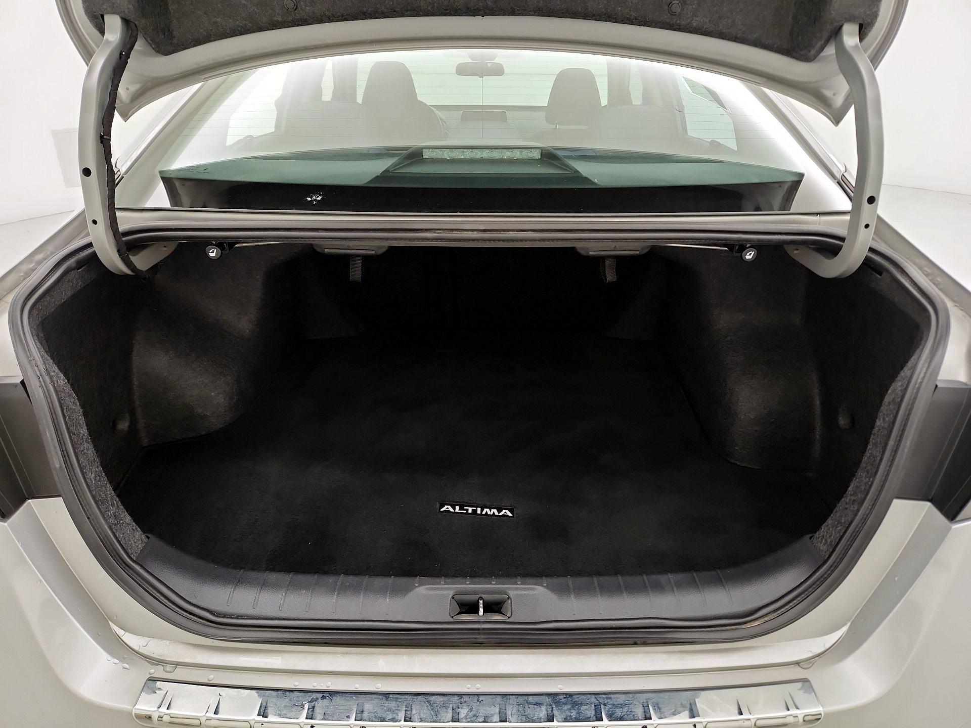 Thumbnail: 2023 Nissan Altima - 20