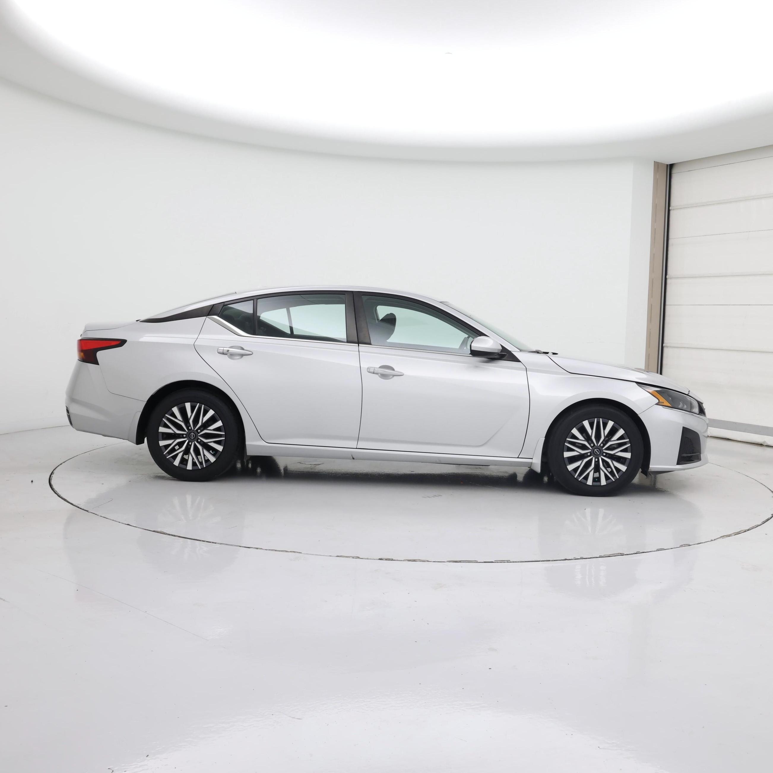 Thumbnail: 2023 Nissan Altima - 7