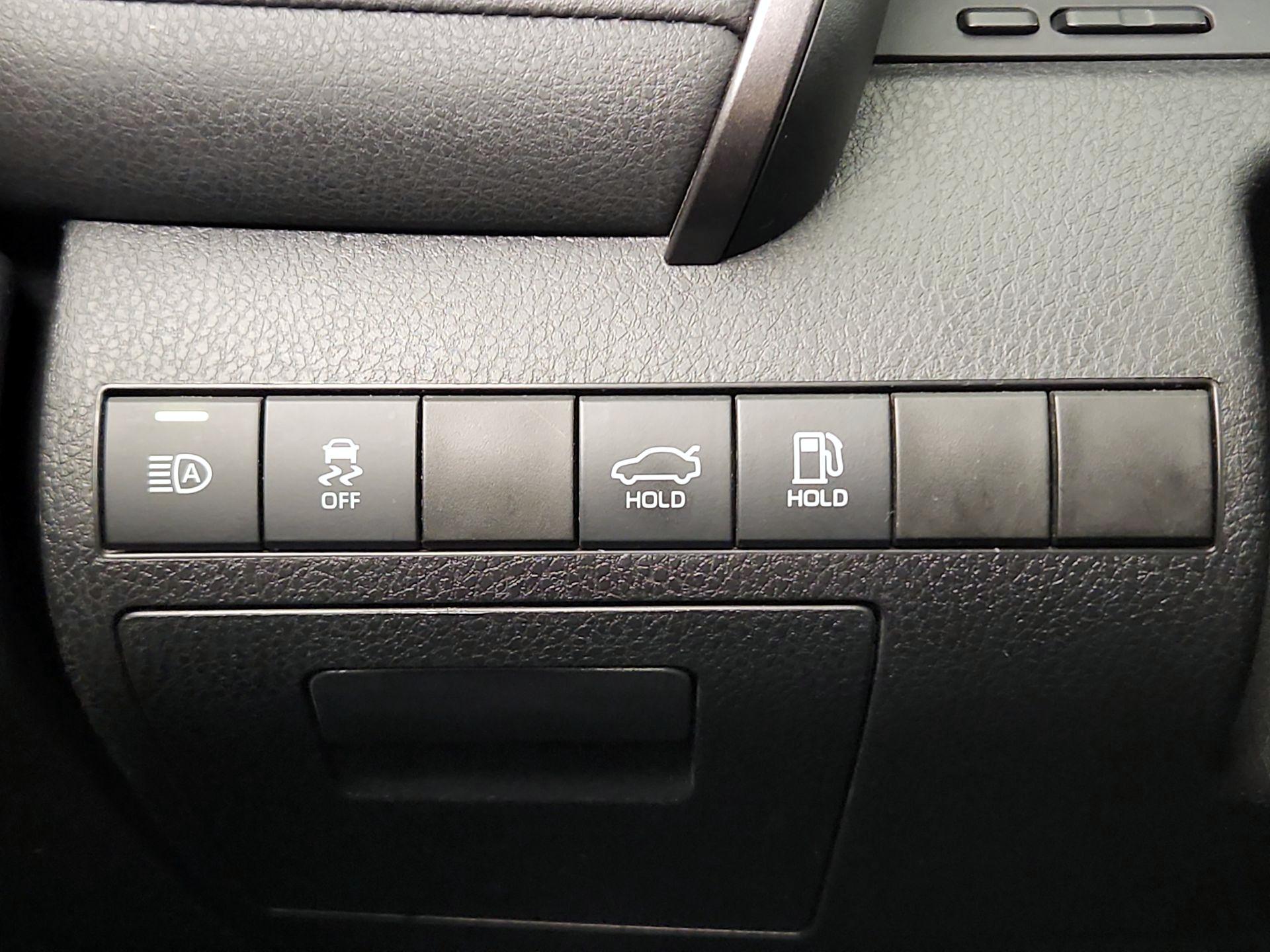 Thumbnail: 2023 Toyota Camry - 13