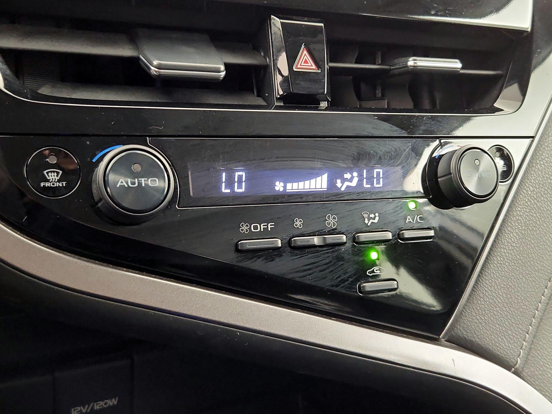 Thumbnail: 2023 Toyota Camry - 16