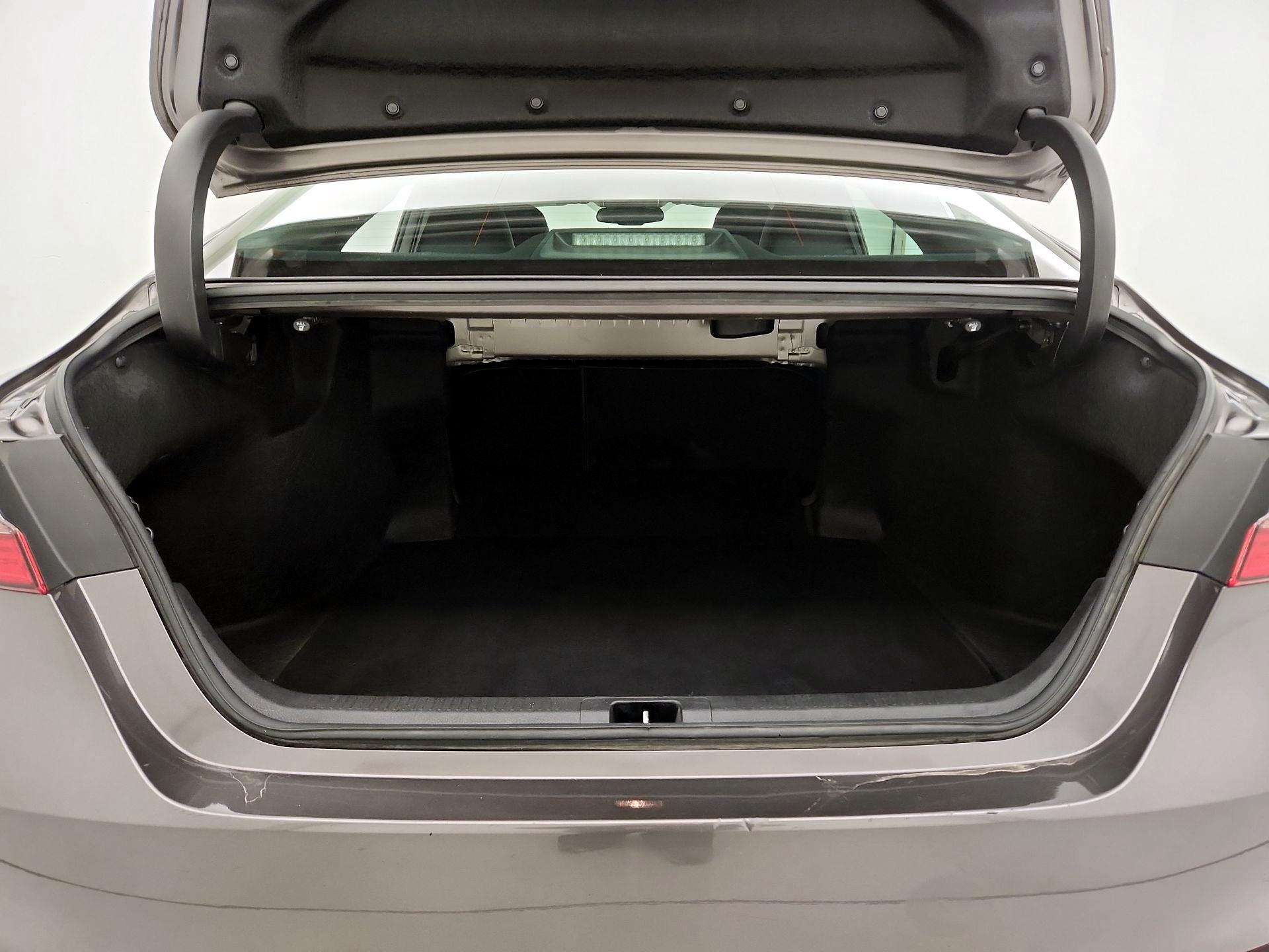 Thumbnail: 2023 Toyota Camry - 20