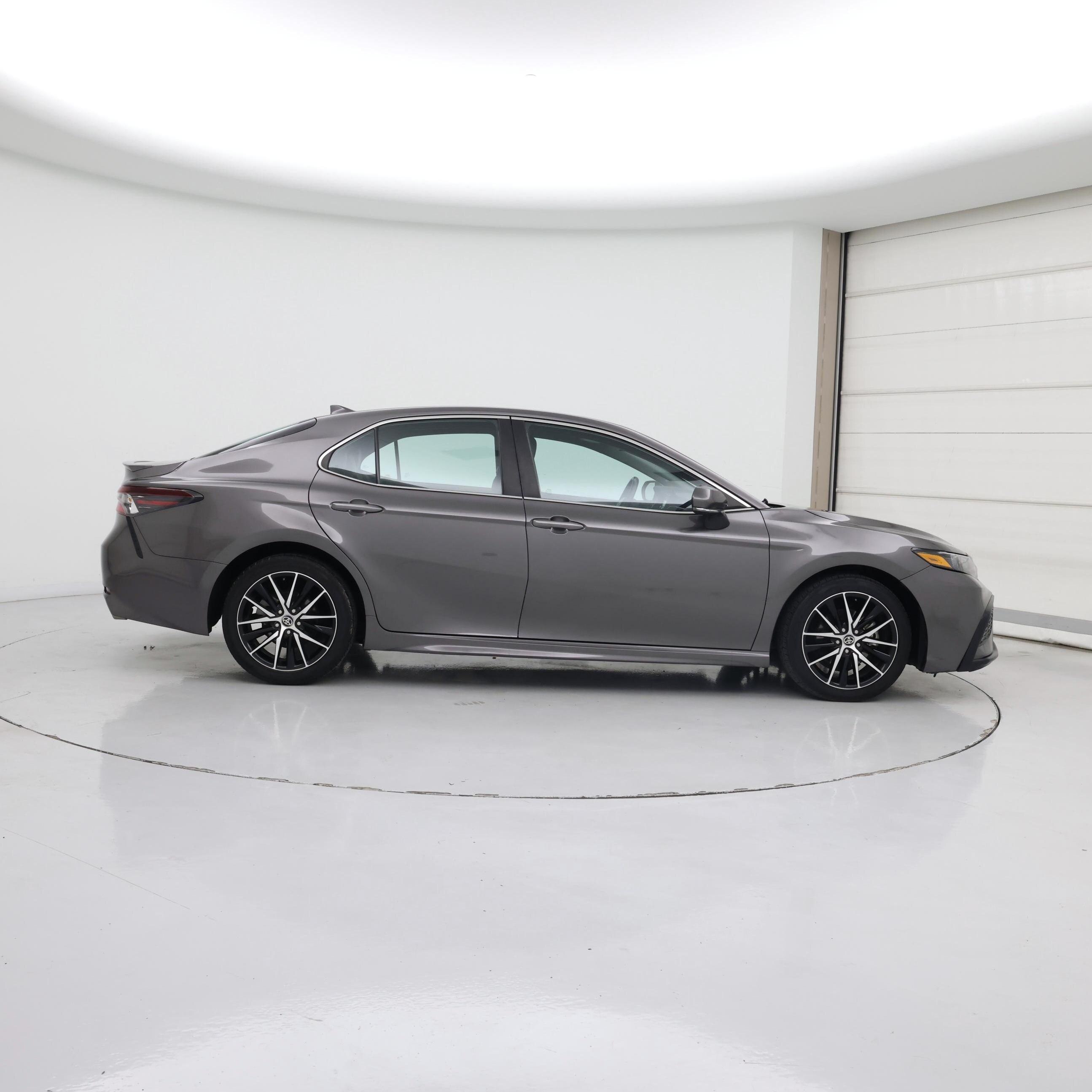 Thumbnail: 2023 Toyota Camry - 7