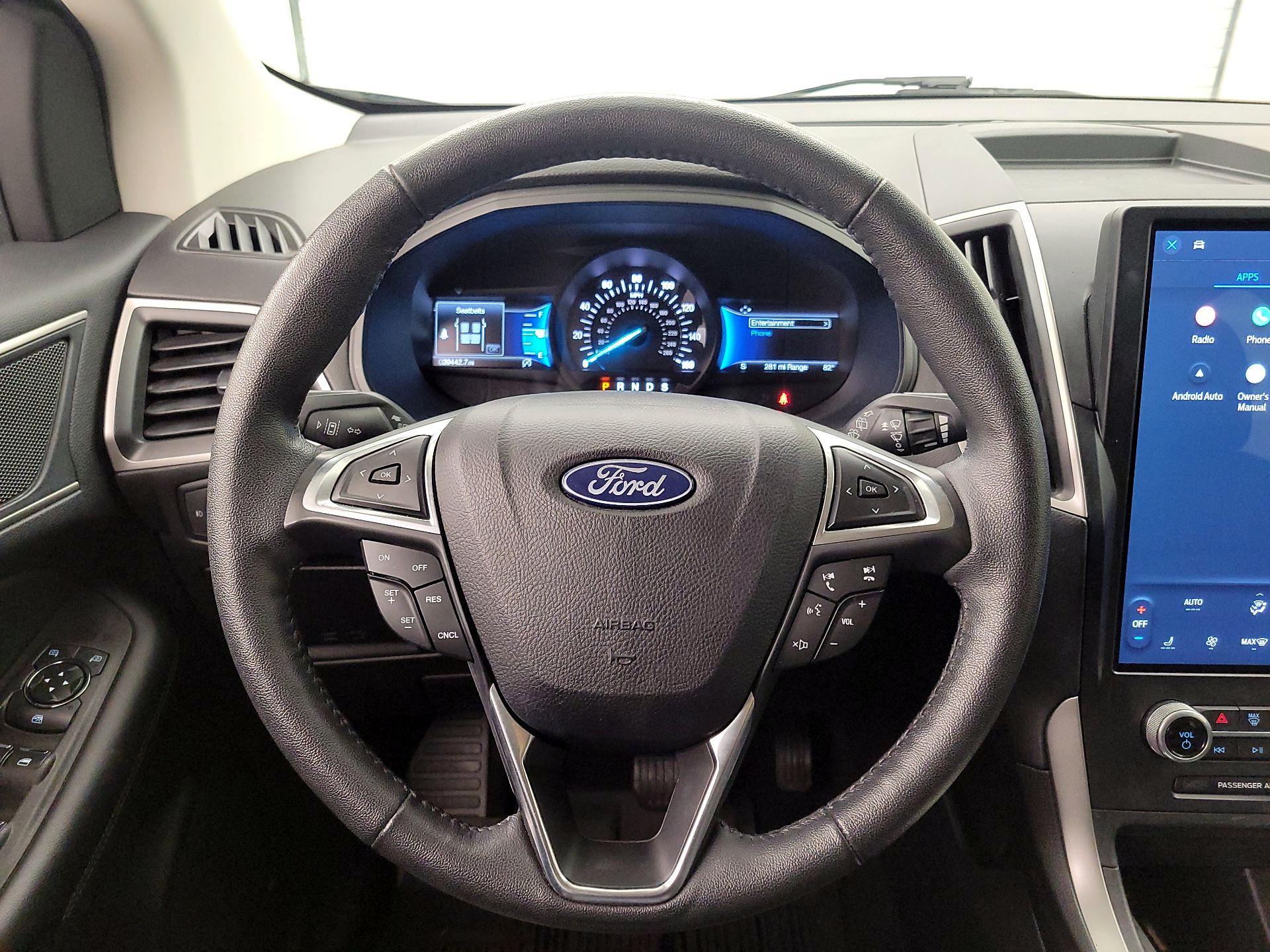 Thumbnail: 2022 Ford Edge - 10