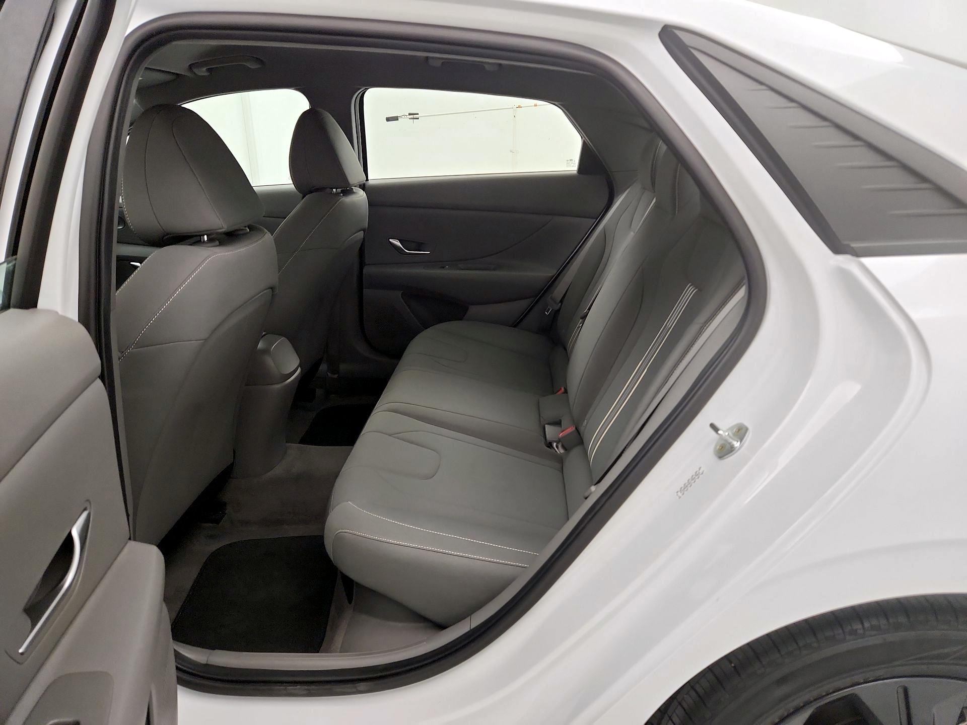 Thumbnail: 2023 Hyundai Elantra - 19