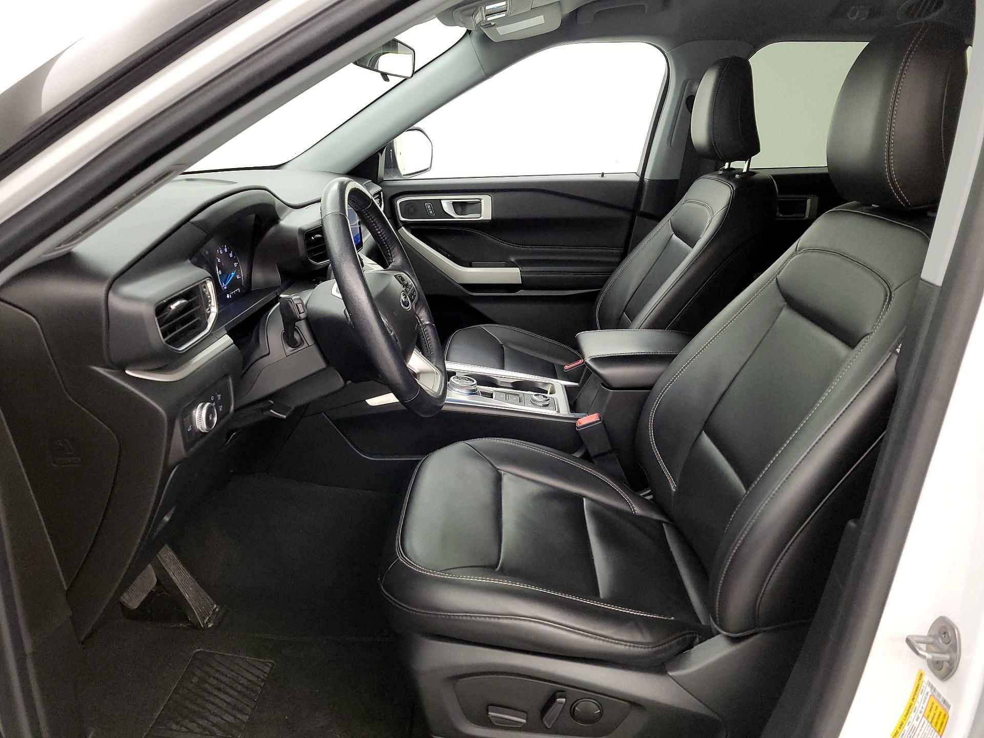 Thumbnail: 2022 Ford Explorer - 11