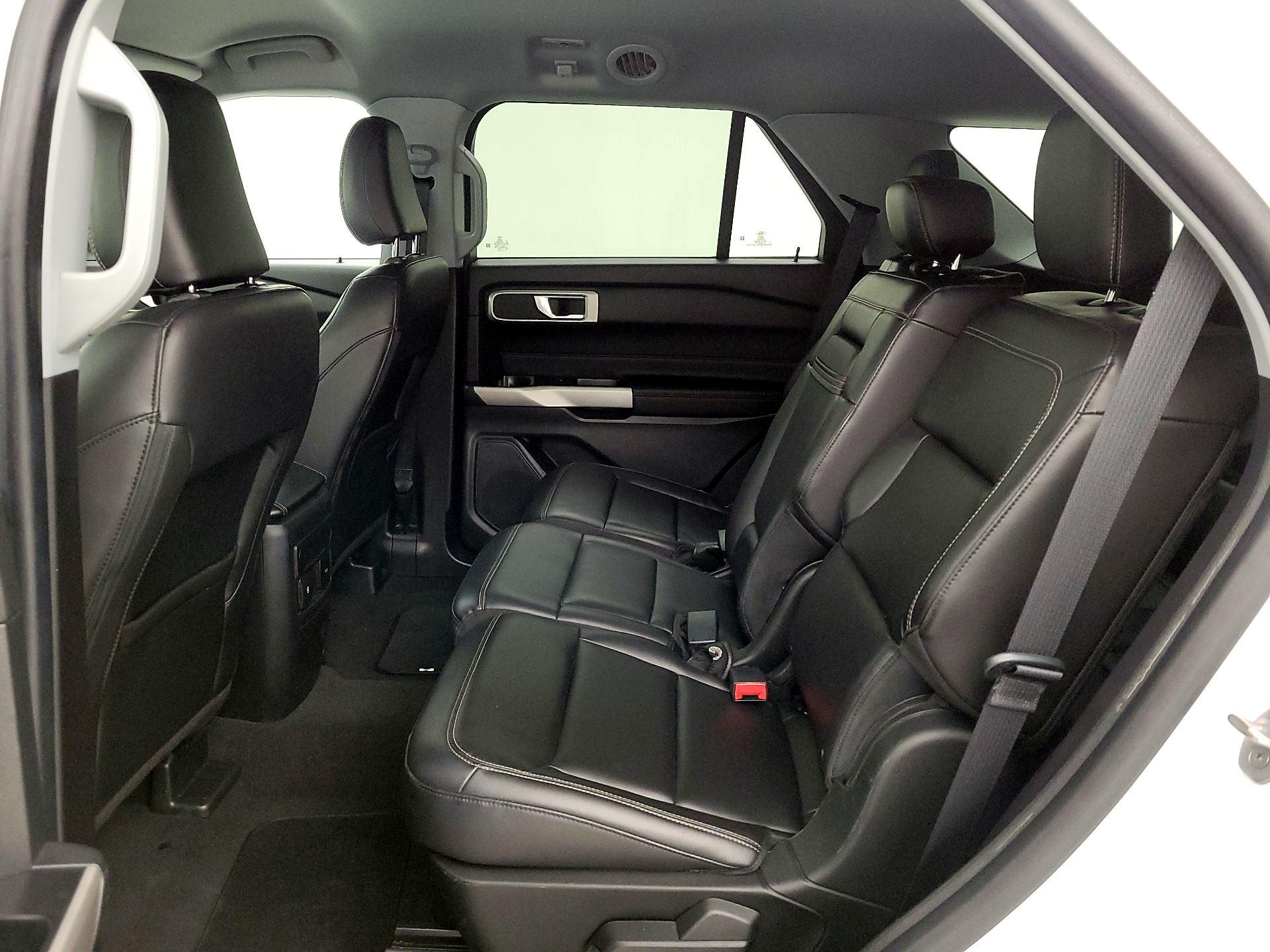 Thumbnail: 2022 Ford Explorer - 18