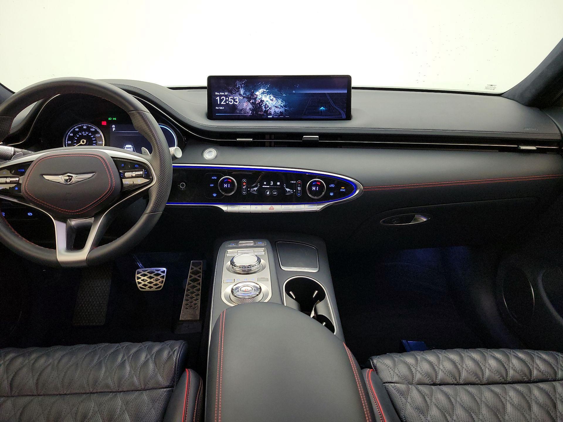 Thumbnail: 2022 Genesis GV70 - 9