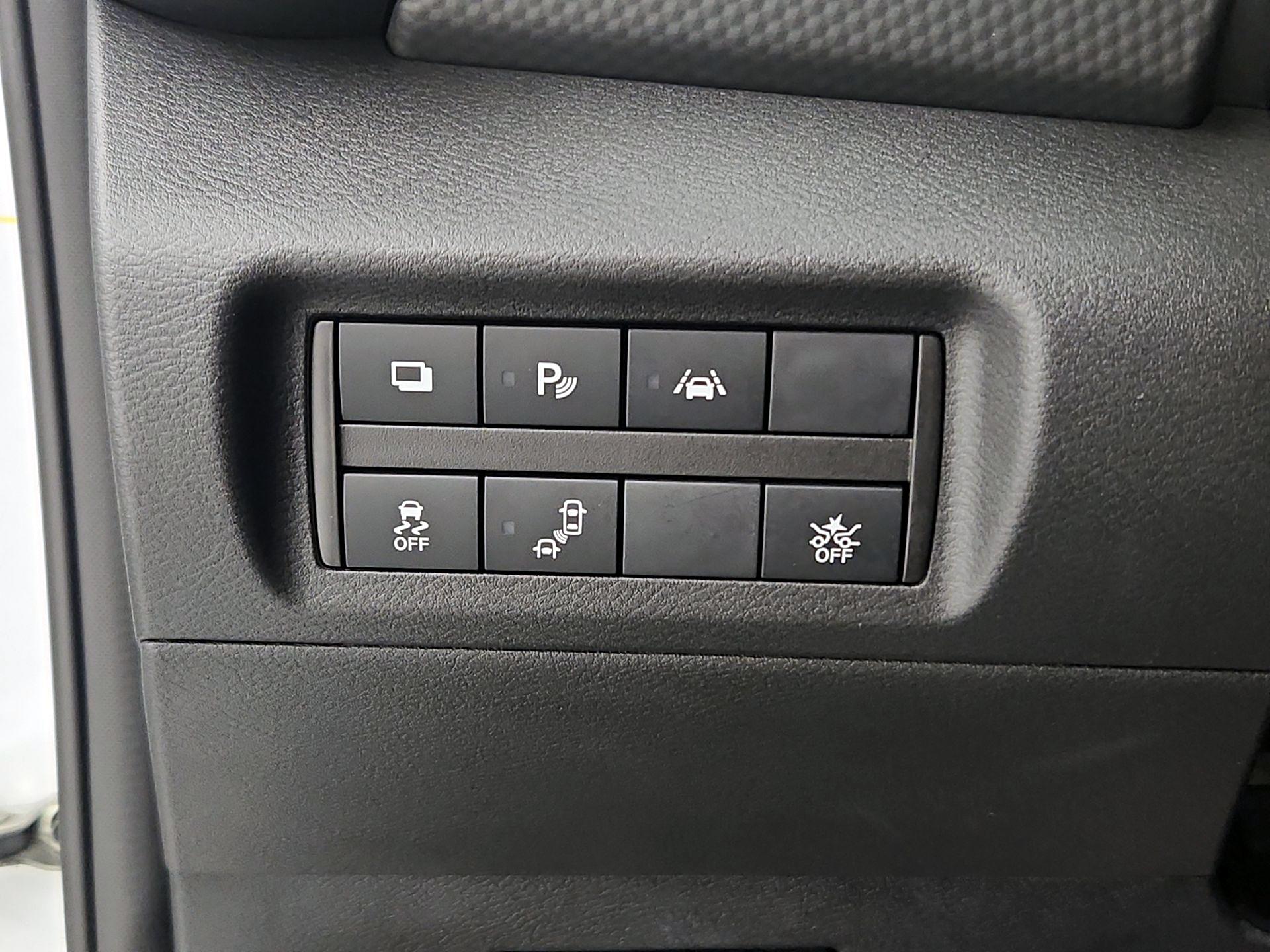 Thumbnail: 2022 Nissan Kicks - 13