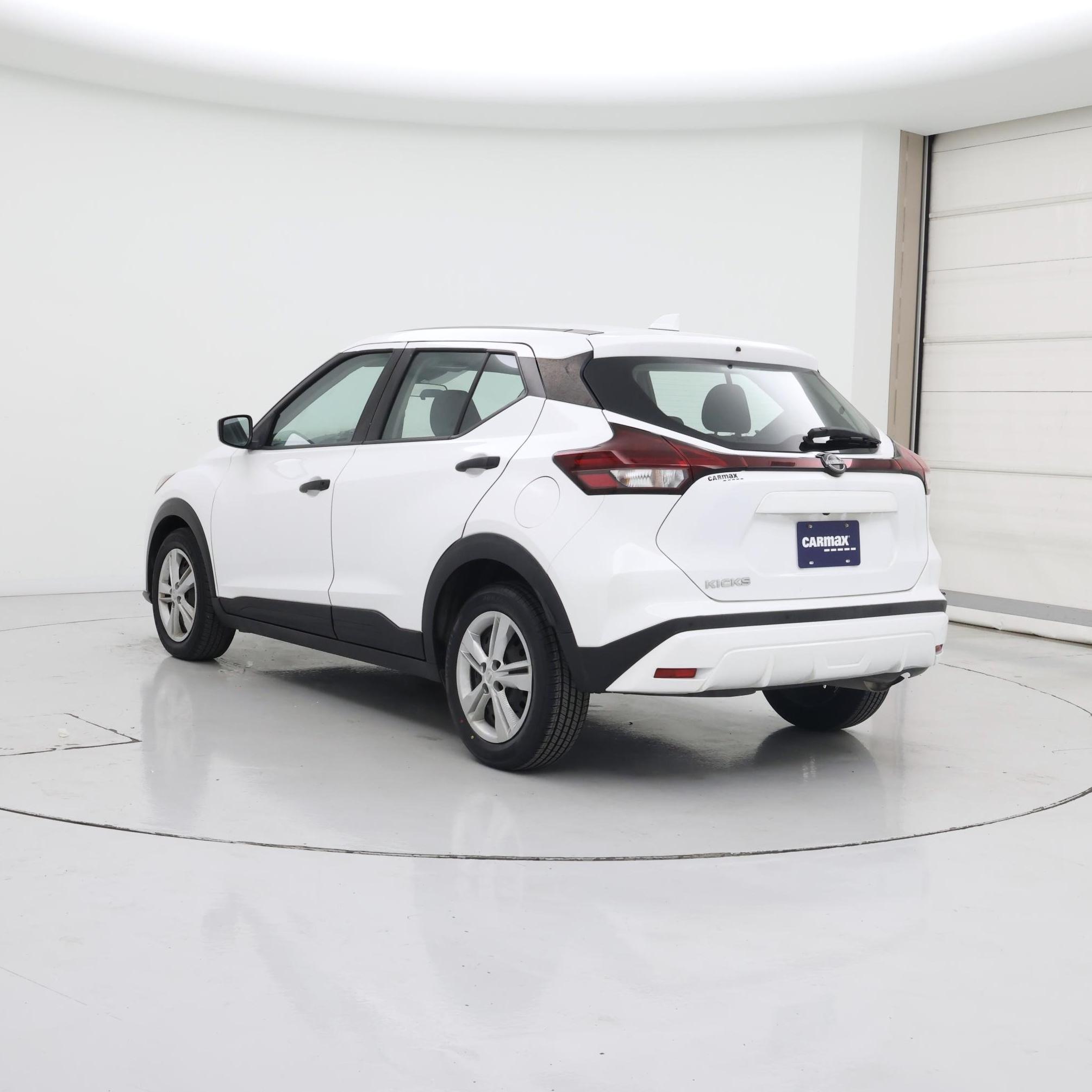 Thumbnail: 2022 Nissan Kicks - 2