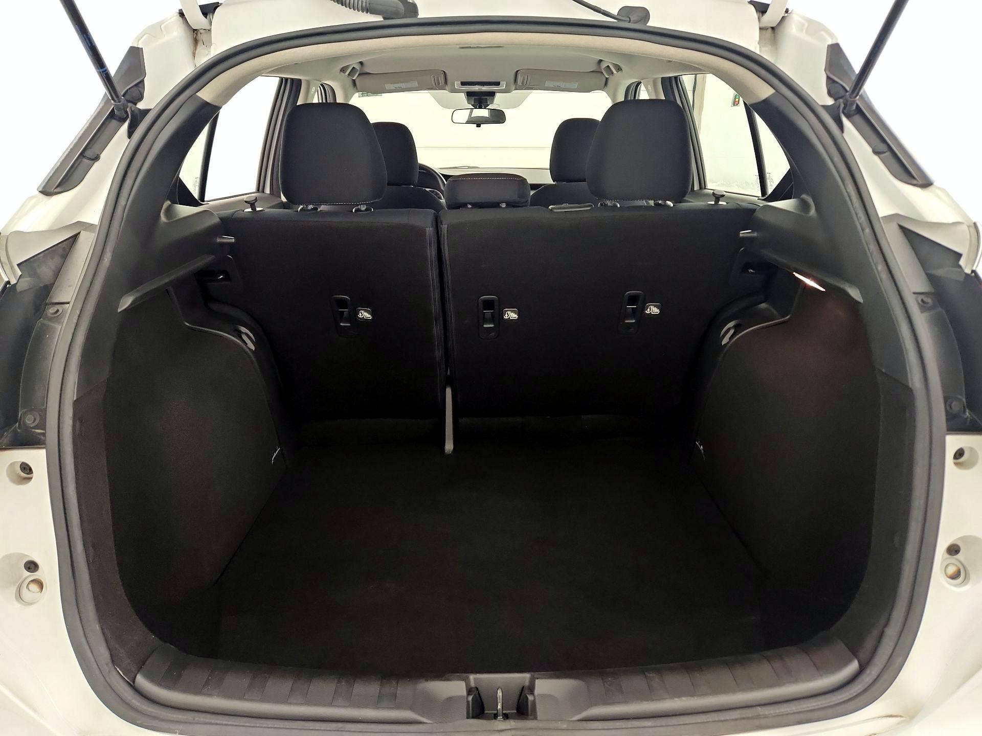 Thumbnail: 2022 Nissan Kicks - 20