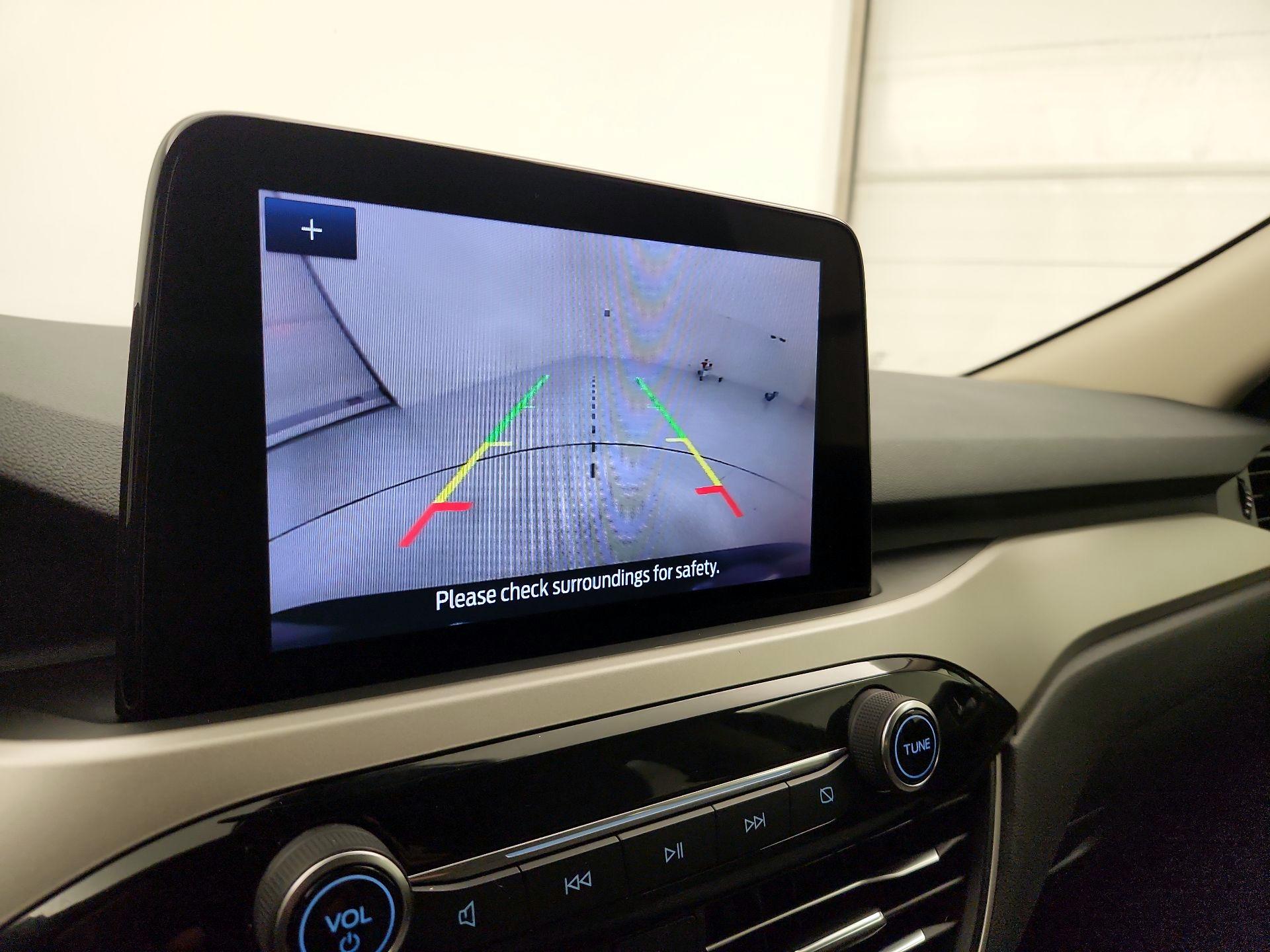 Thumbnail: 2020 Ford Escape - 14