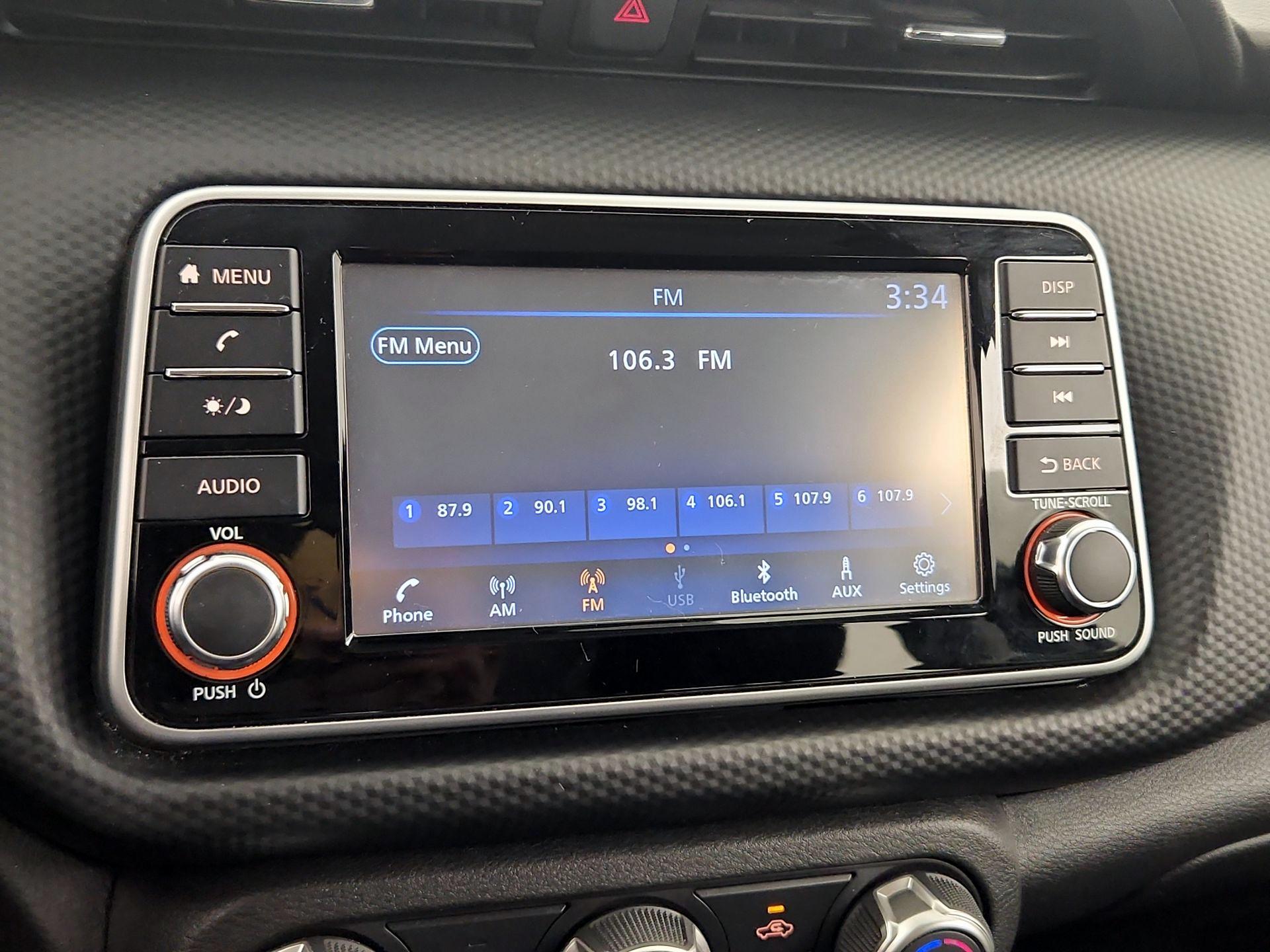 Thumbnail: 2022 Nissan Kicks - 15