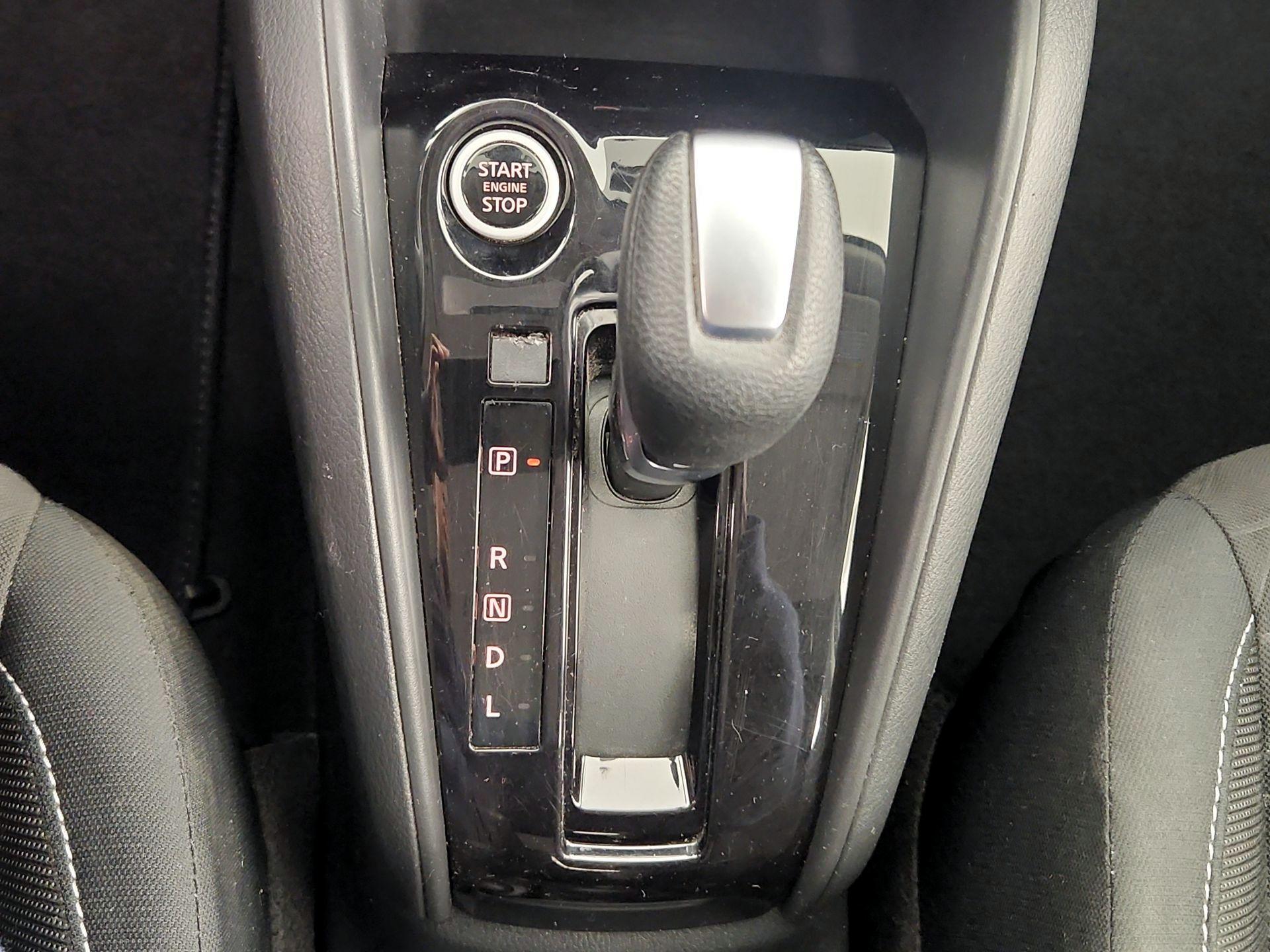 Thumbnail: 2022 Nissan Kicks - 17