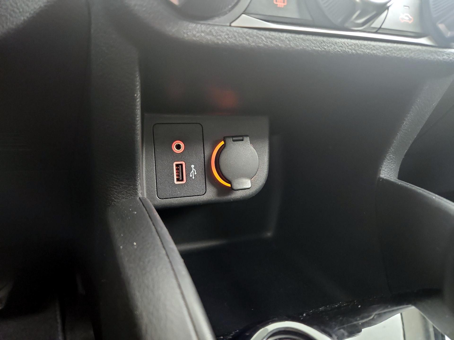 Thumbnail: 2022 Nissan Kicks - 18