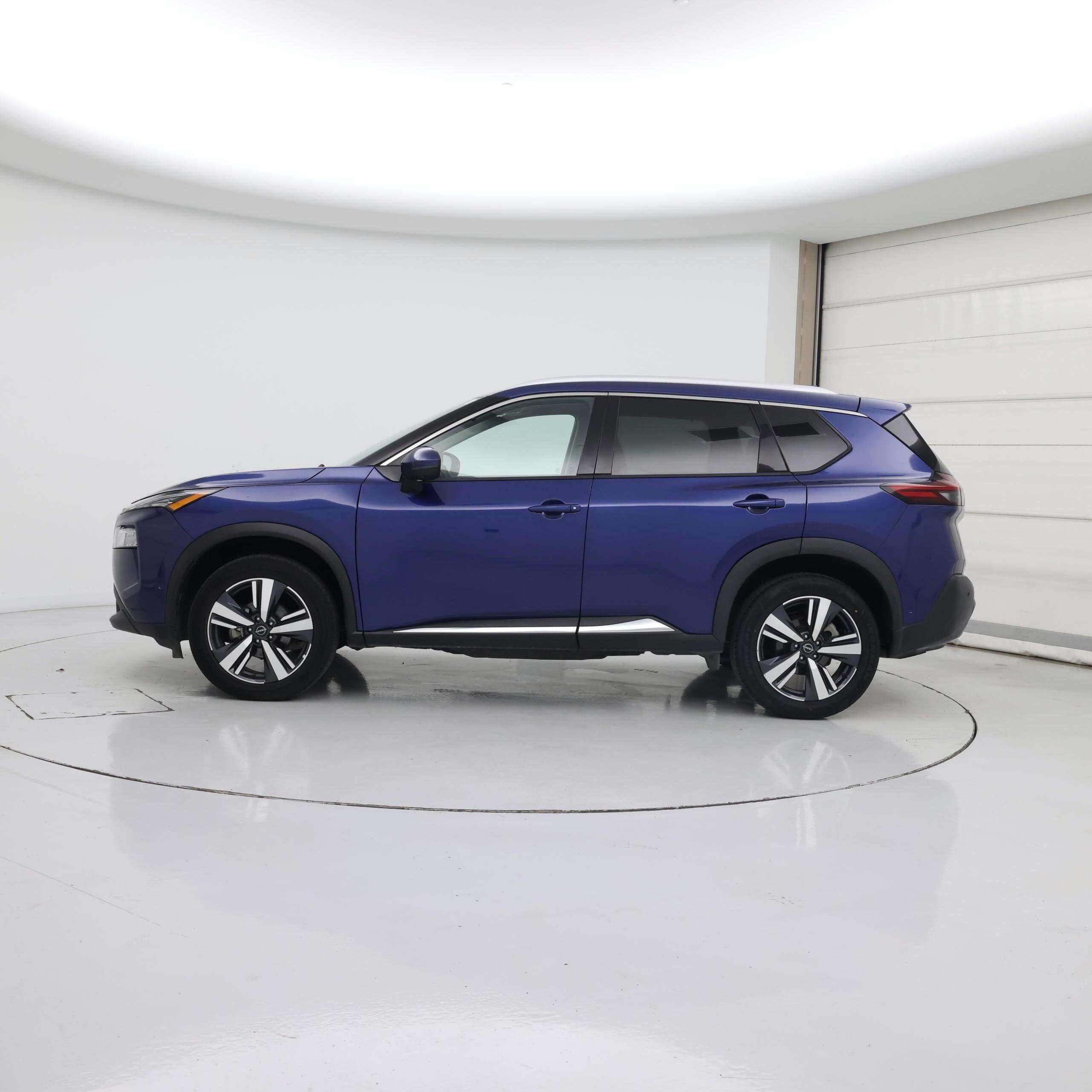 Thumbnail: 2023 Nissan Rogue - 3