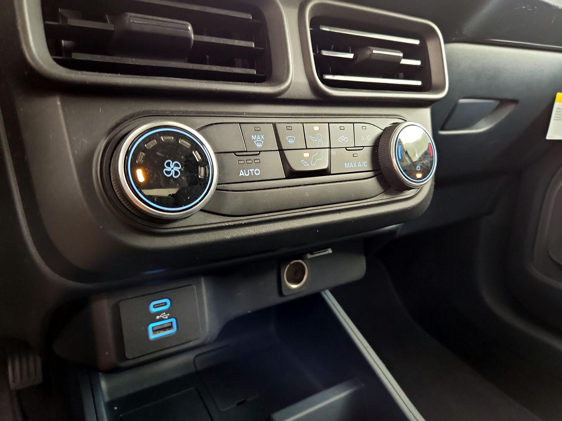 Thumbnail: 2022 Ford Maverick - 16