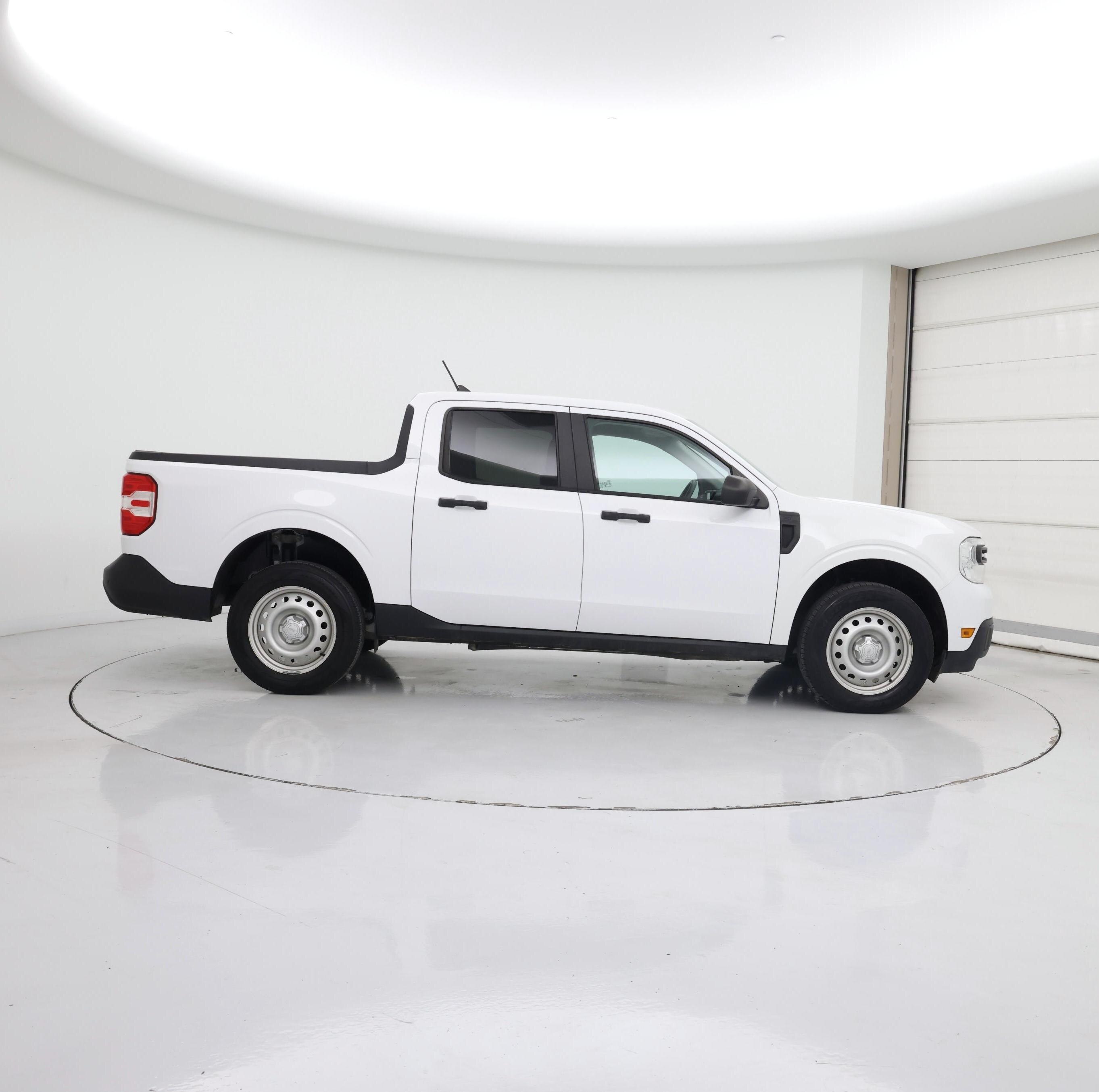 Thumbnail: 2022 Ford Maverick - 7