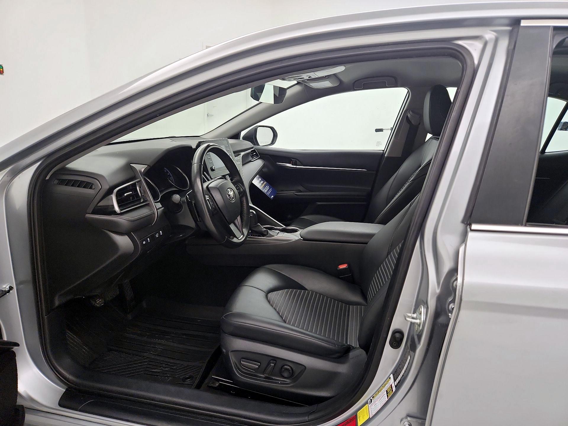 Thumbnail: 2023 Toyota Camry - 11