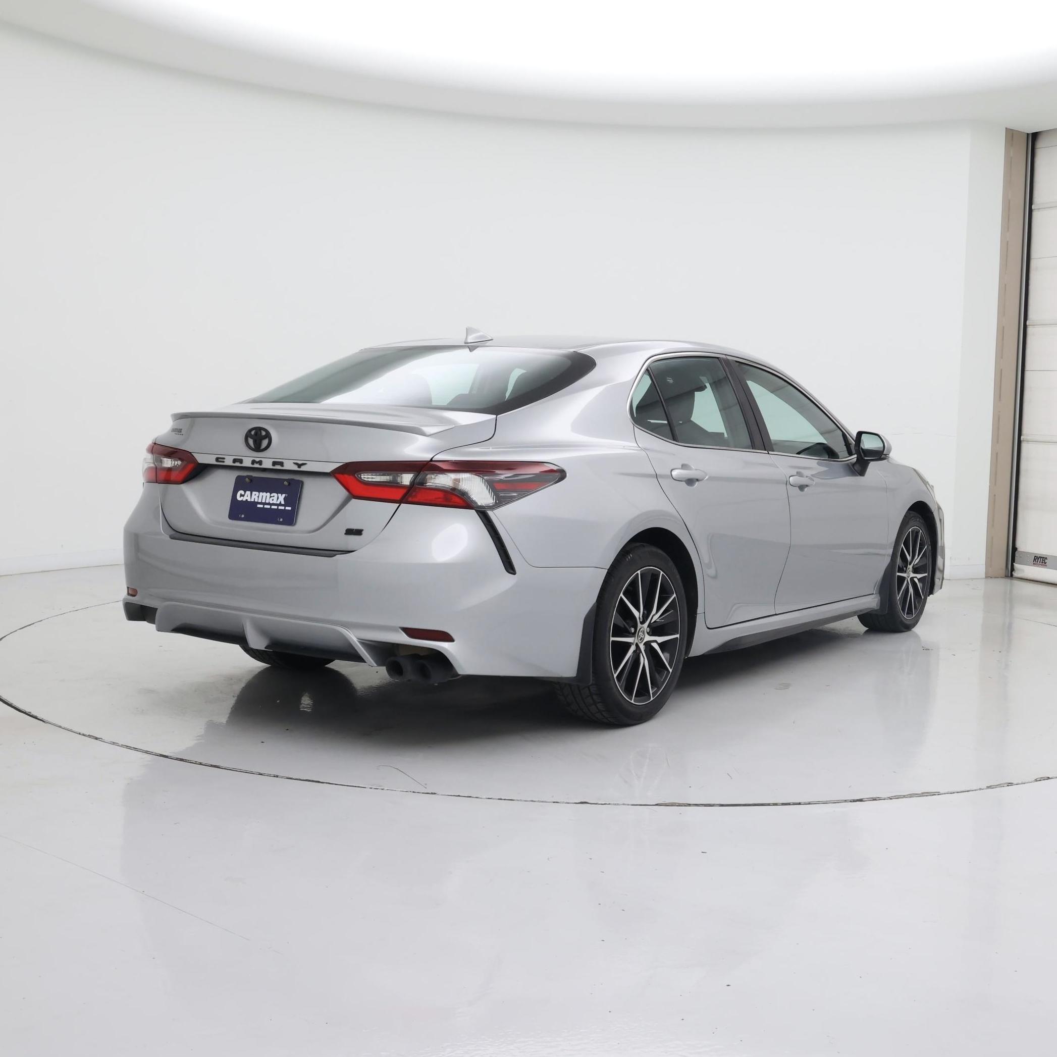 Thumbnail: 2023 Toyota Camry - 8