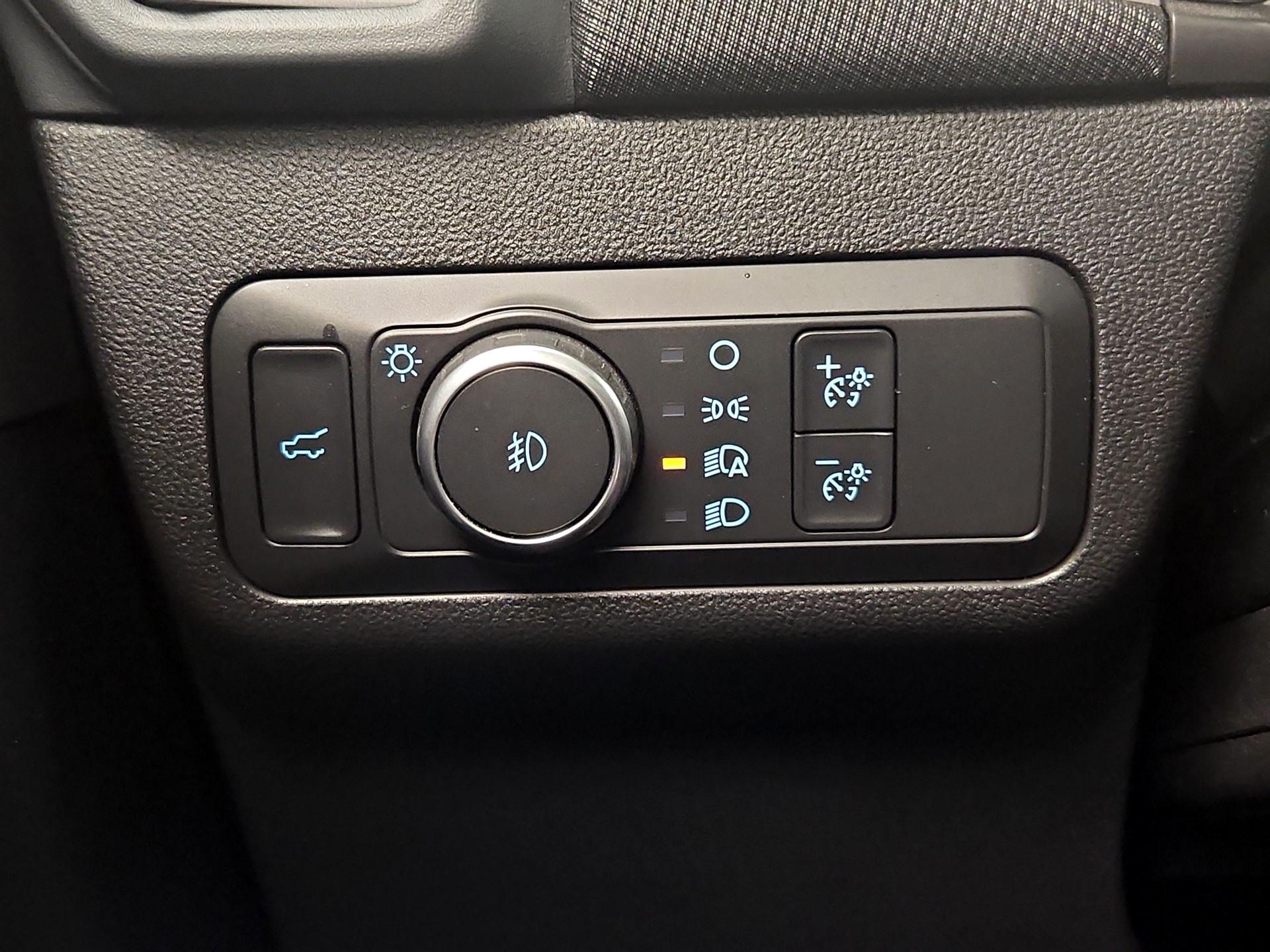 Thumbnail: 2021 Ford Bronco Sport - 13