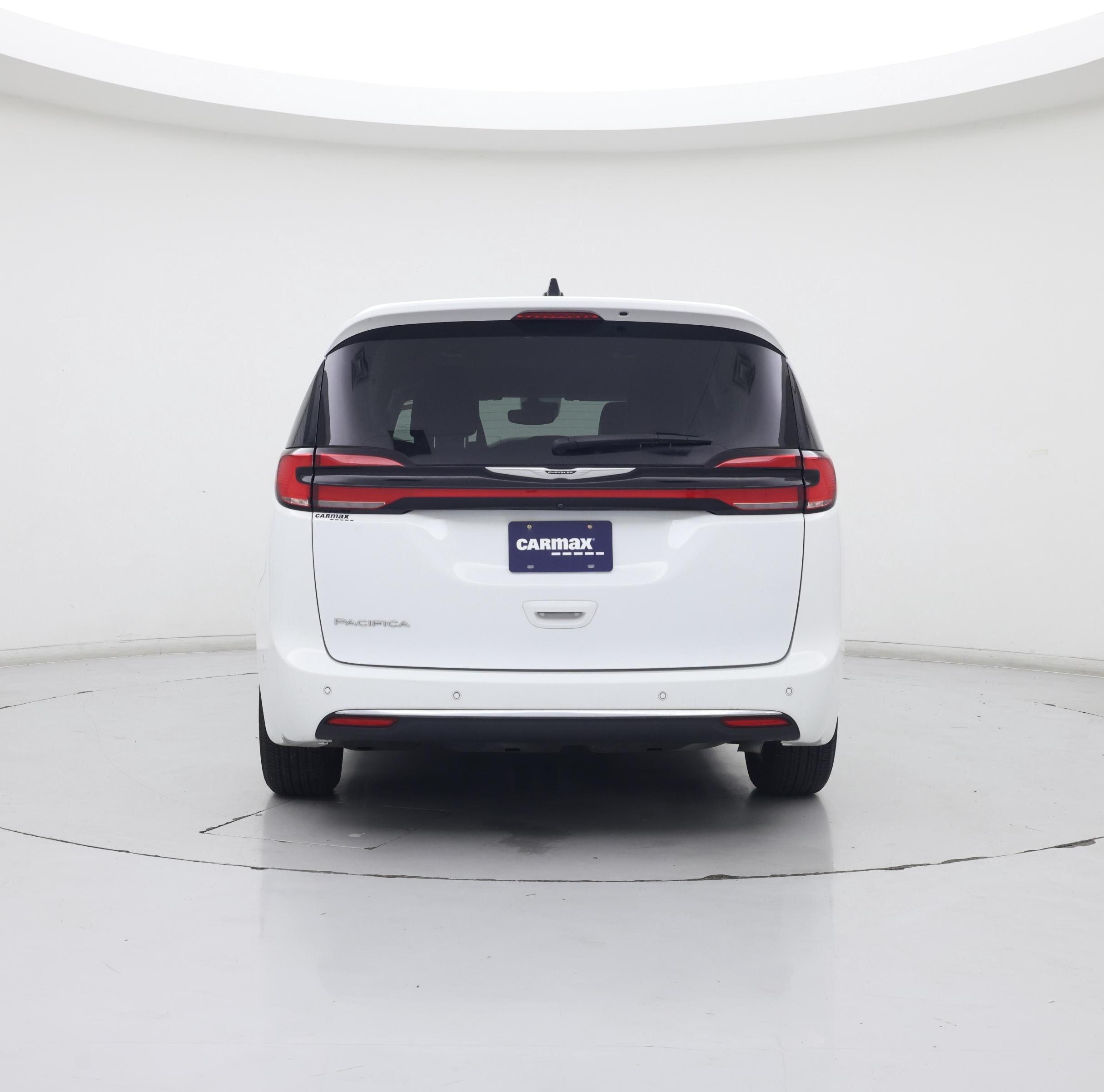 Thumbnail: 2023 Chrysler Pacifica - 6