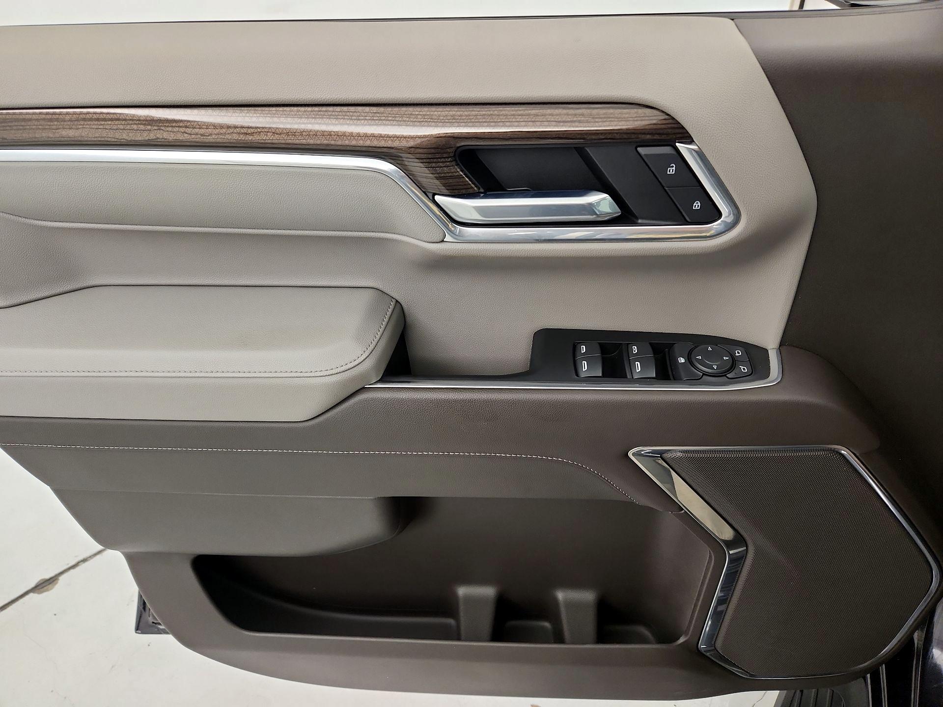 Thumbnail: 2022 Chevrolet Silverado 1500 - 12