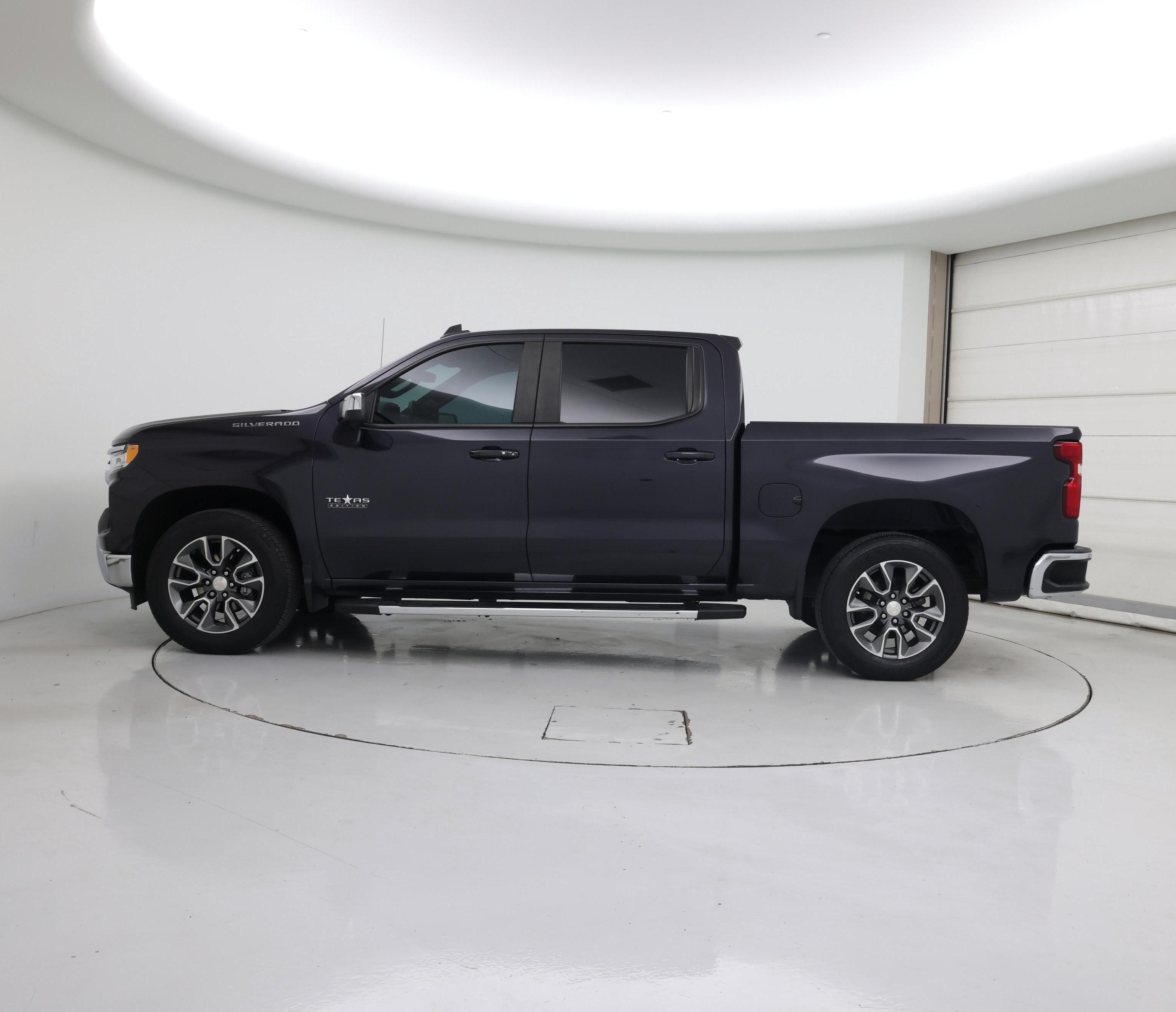 Thumbnail: 2022 Chevrolet Silverado 1500 - 3