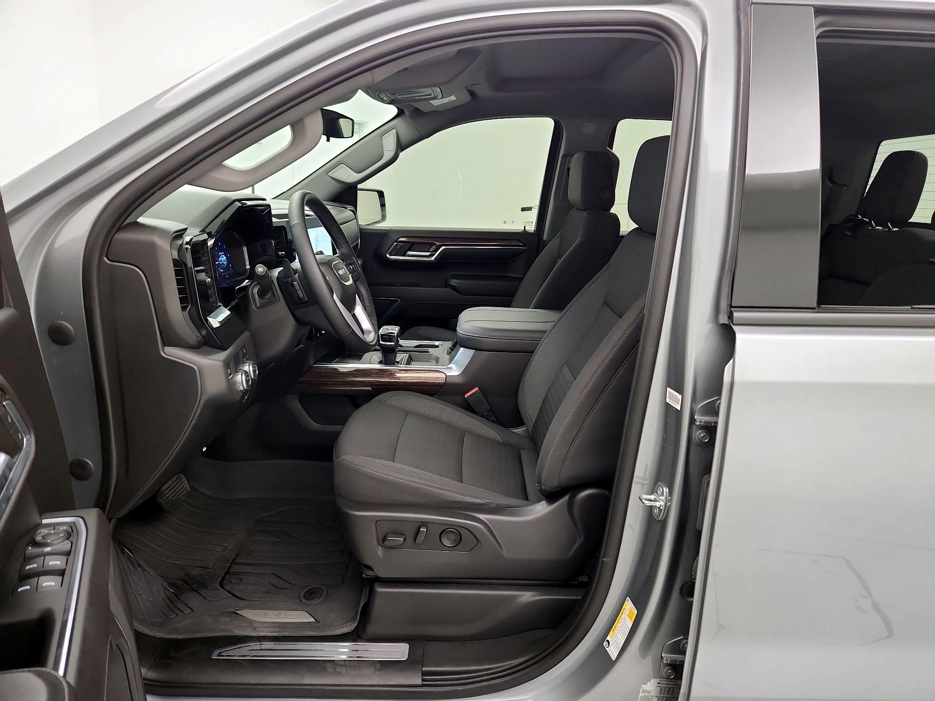 Thumbnail: 2023 GMC Sierra 1500 - 11