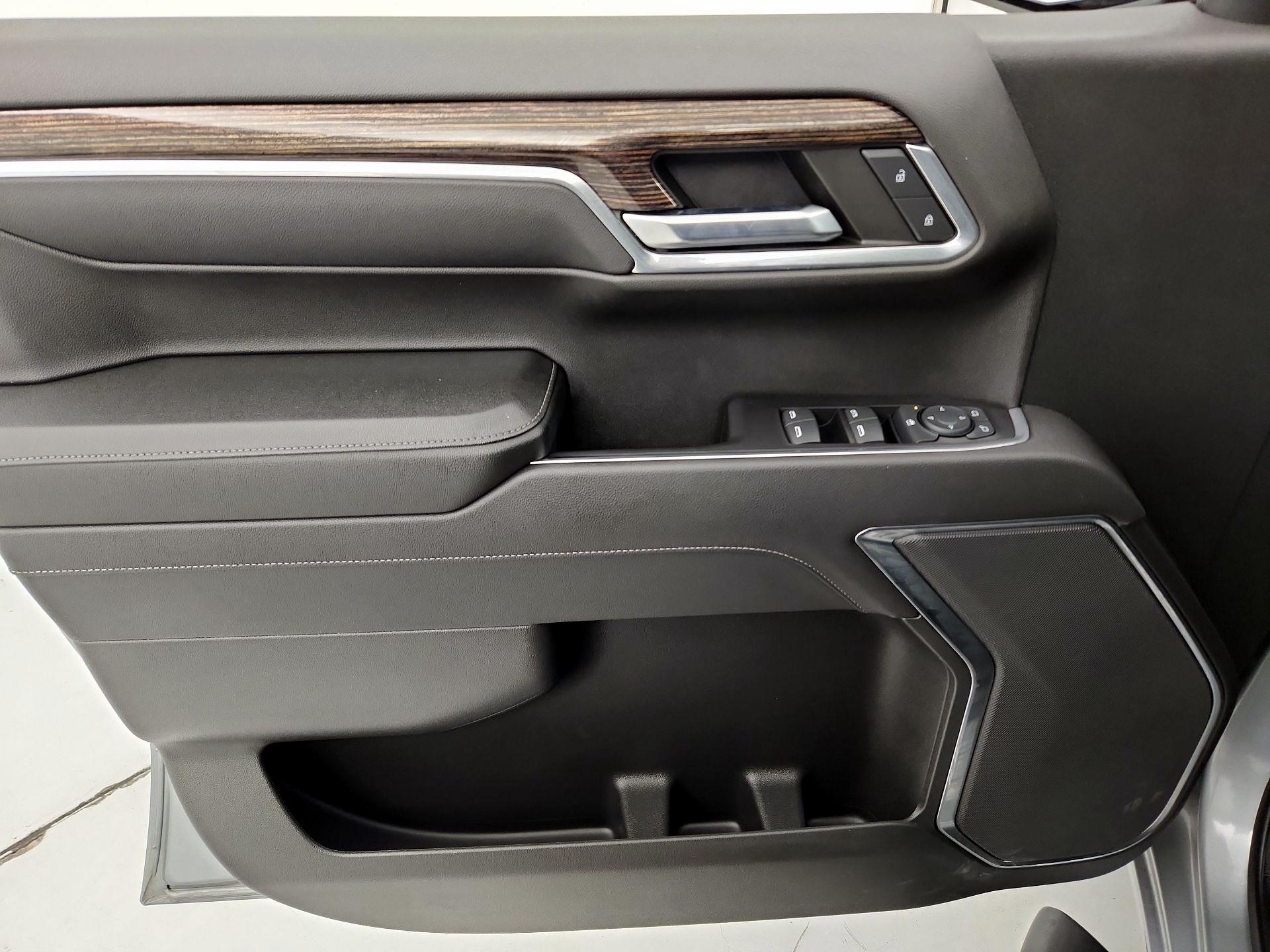 Thumbnail: 2023 GMC Sierra 1500 - 12