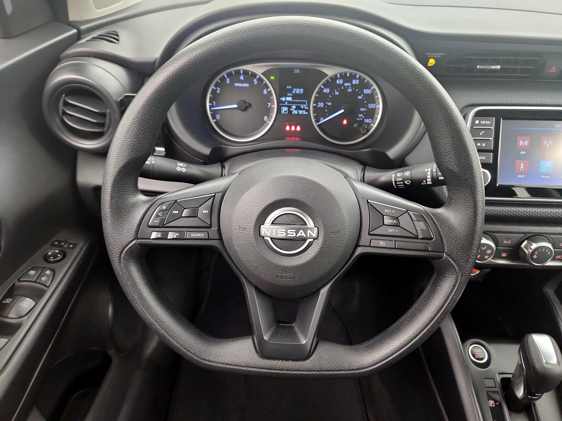 Thumbnail: 2023 Nissan Kicks - 10